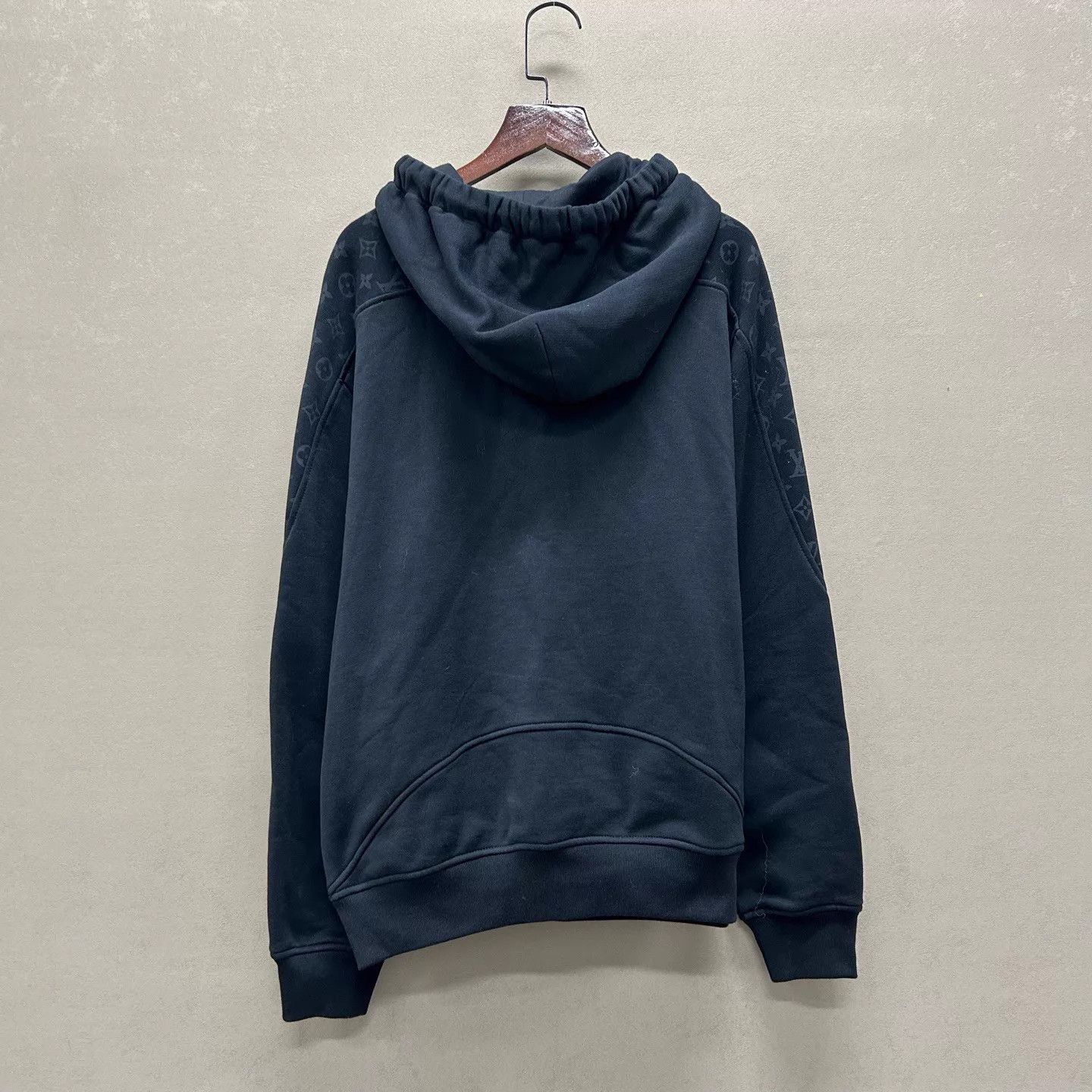 Louis Vuitton LV black monogram allover sweatshirt XS NWT Size US XS / EU 42 / 0 - 2 Thumbnail