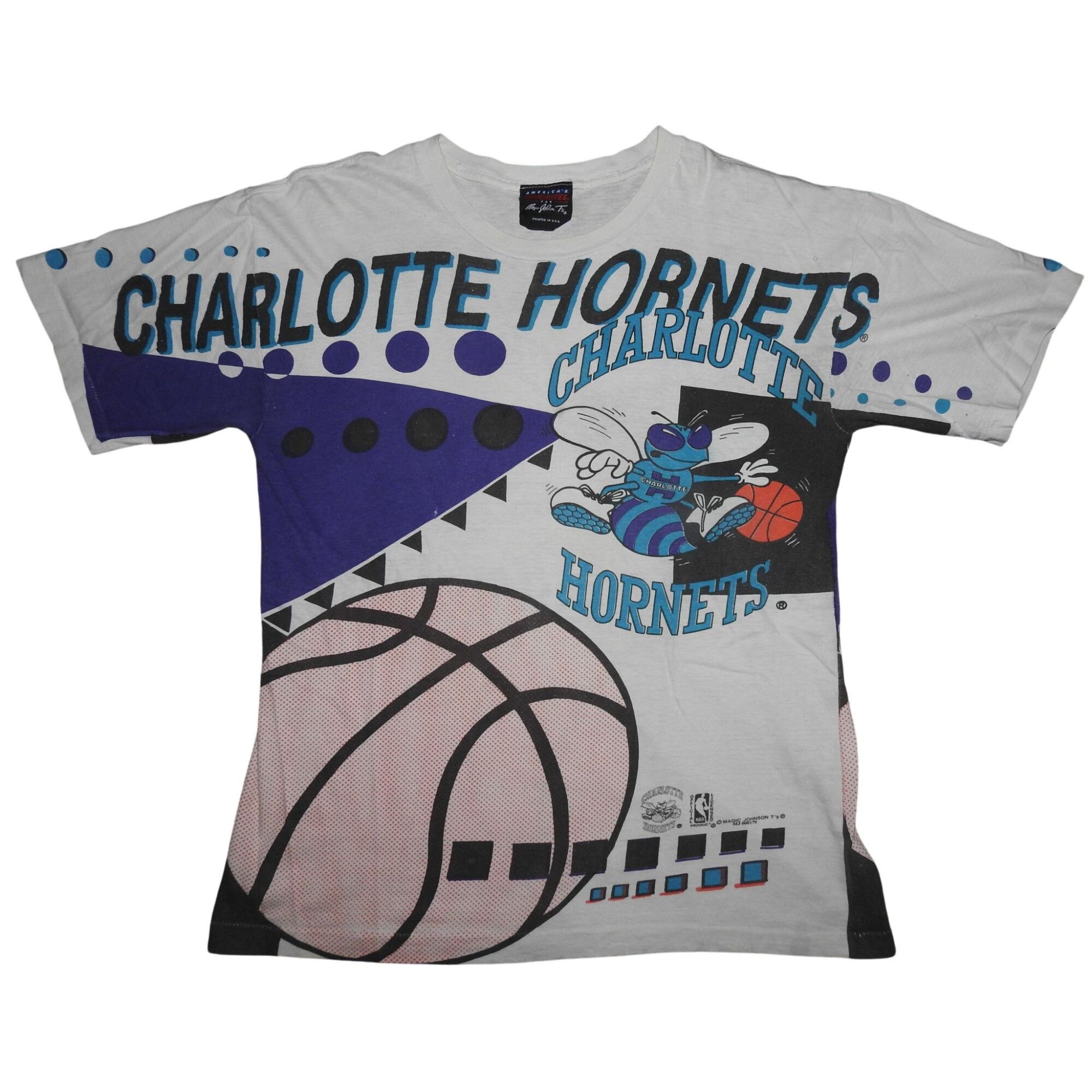Other Vintage 90s Charlotte Hornets Magic Johnson Single Stitch T- Size US M / EU 48-50 / 2 - 1 Thumbnail