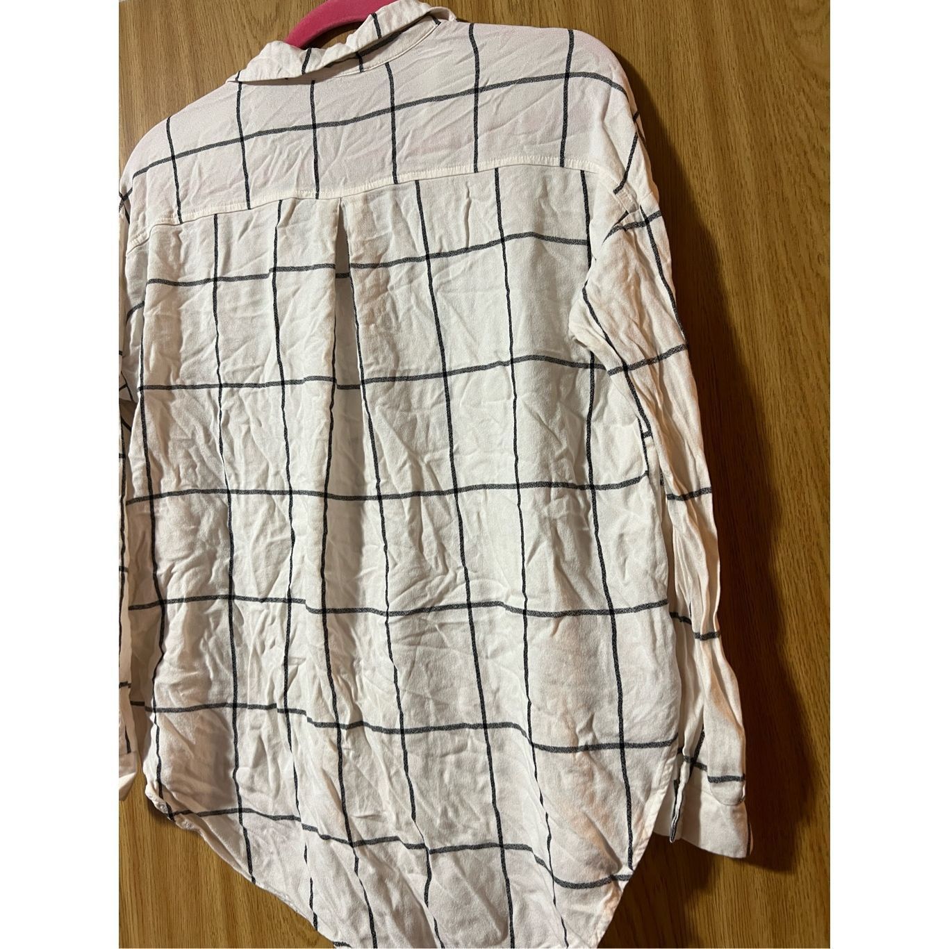 Other Lush White Plaid Woman’s Long Sleeve V-Neck Top Size Medium Size M / US 6-8 / IT 42-44 - 9 Thumbnail