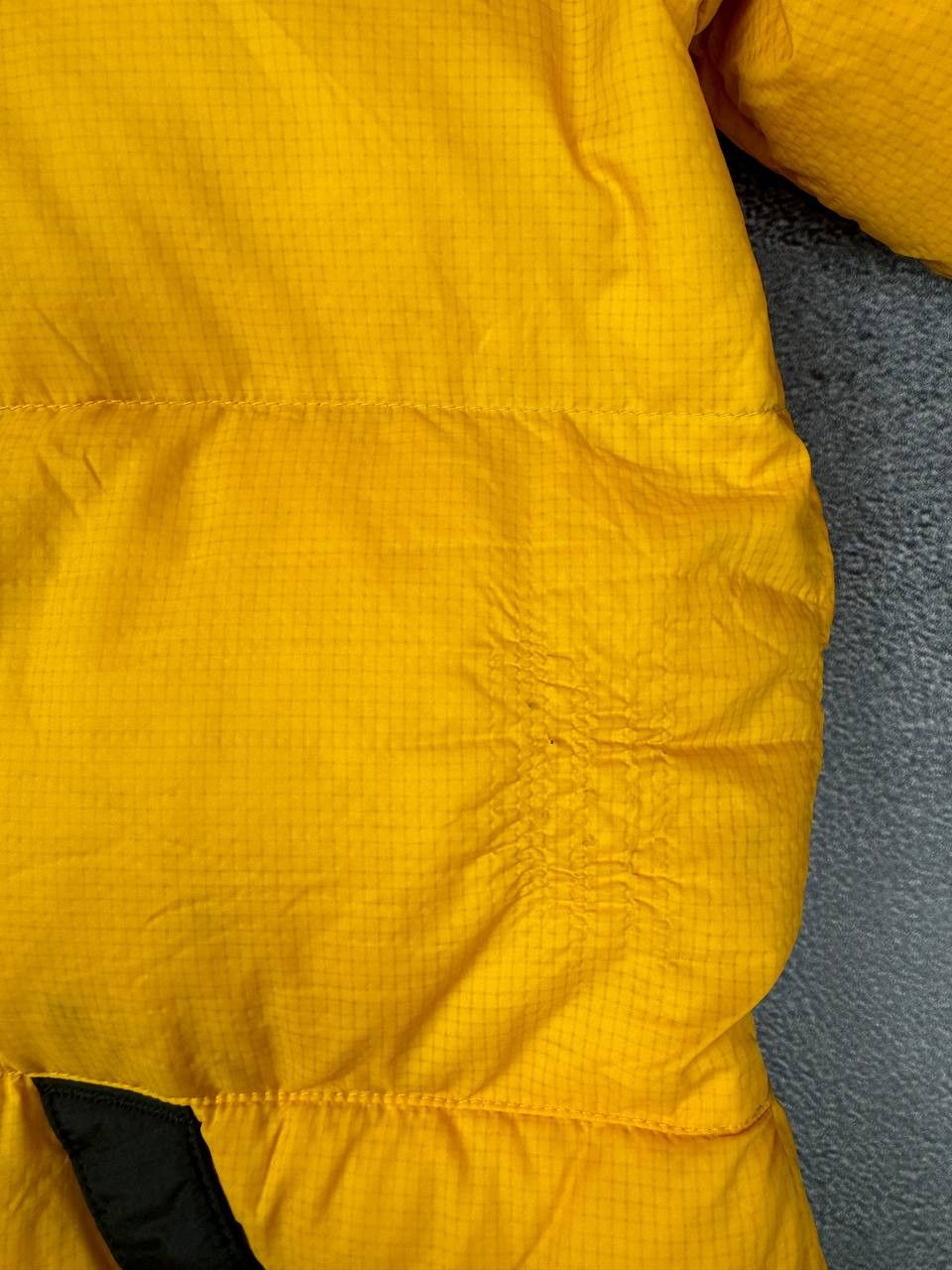The North Face The North Face Down Jacket Yellow Black Puffer Size S / US 4 / IT 40 - 9 Thumbnail
