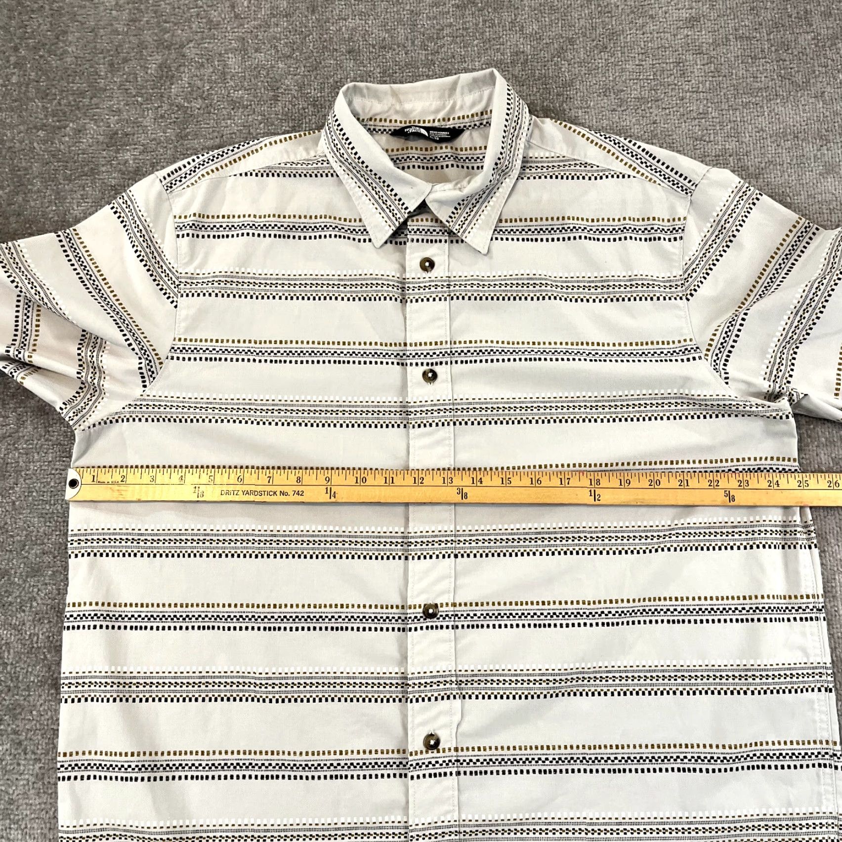 The North Face THE NORTH FACE Shirt Mens XL Ivory White Western Hiking Button Up L/S Size US XL / EU 56 / 4 - 4 Thumbnail