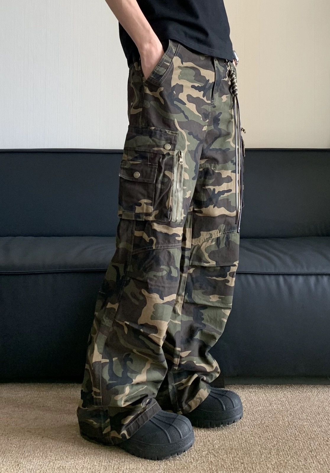 Japanese Brand × Vintage Outdoor retro camouflage baggy cargo pants Size US 33 - 2 Thumbnail