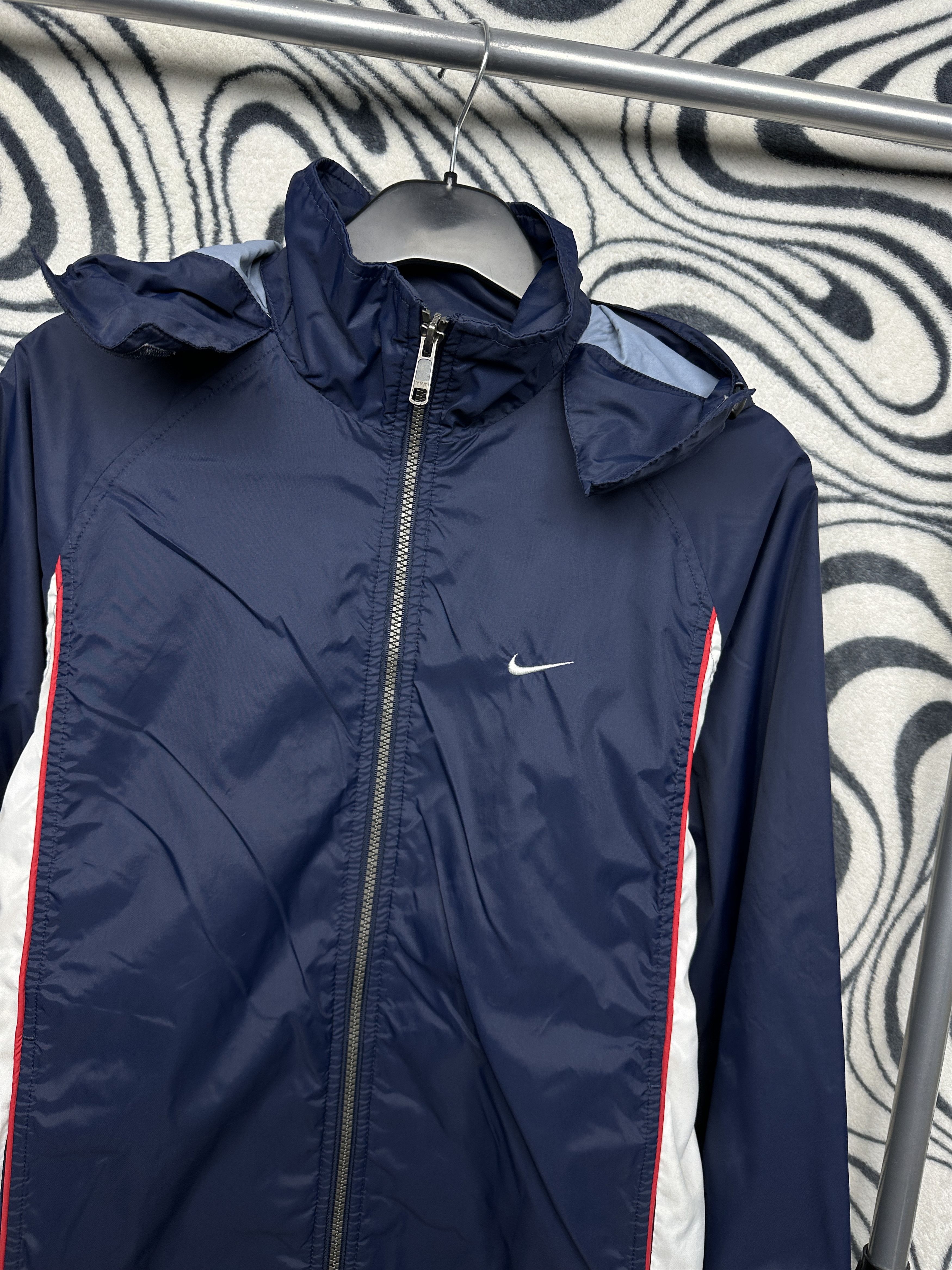 Nike Nike Vintage Mens Nylon Jacket Y2K Drill style Size US S / EU 44-46 / 1 - 2 Thumbnail