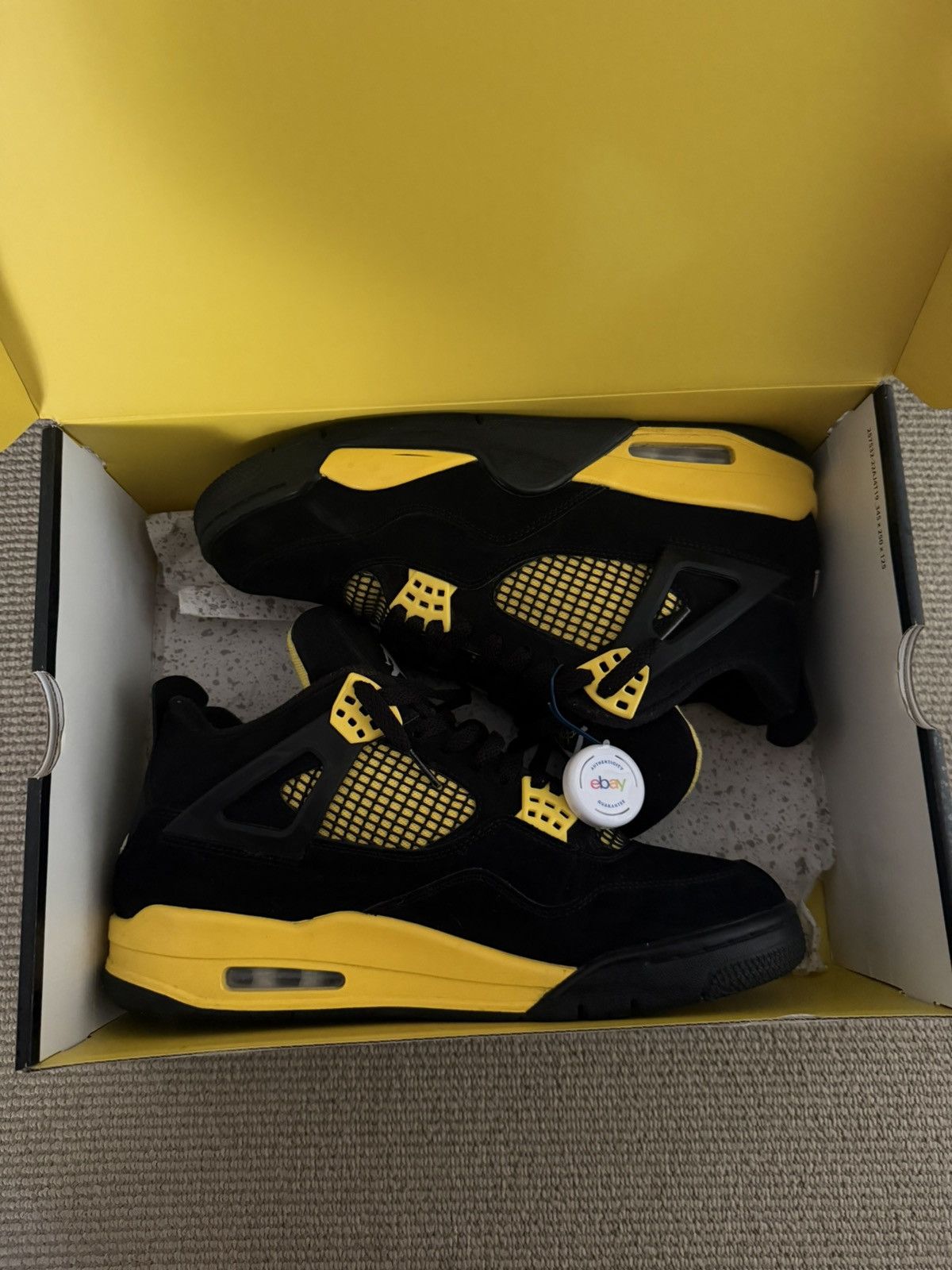 Jordan Brand Jordan 4 Thunder 2023 size 10 Authentic w/box Size US 10 / EU 43 - 1 Thumbnail