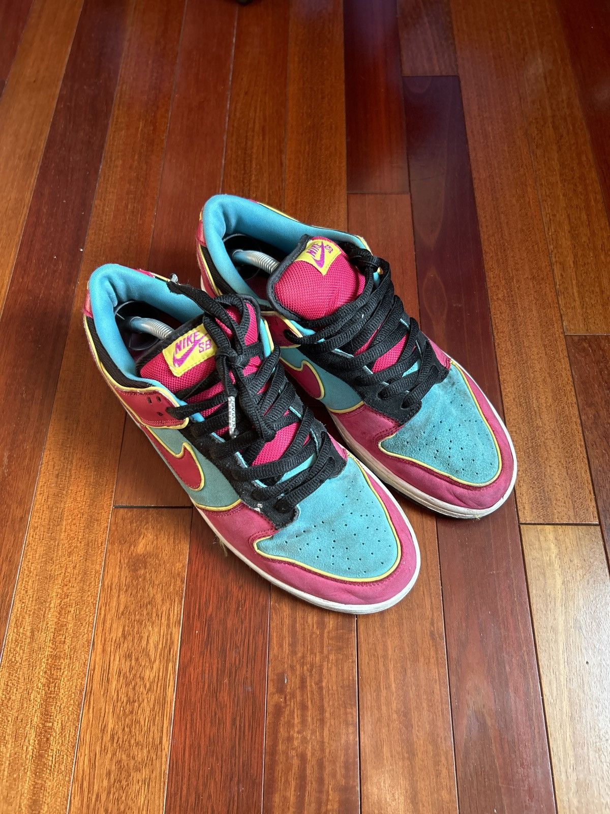 Pacman Nike Dunk Low SB