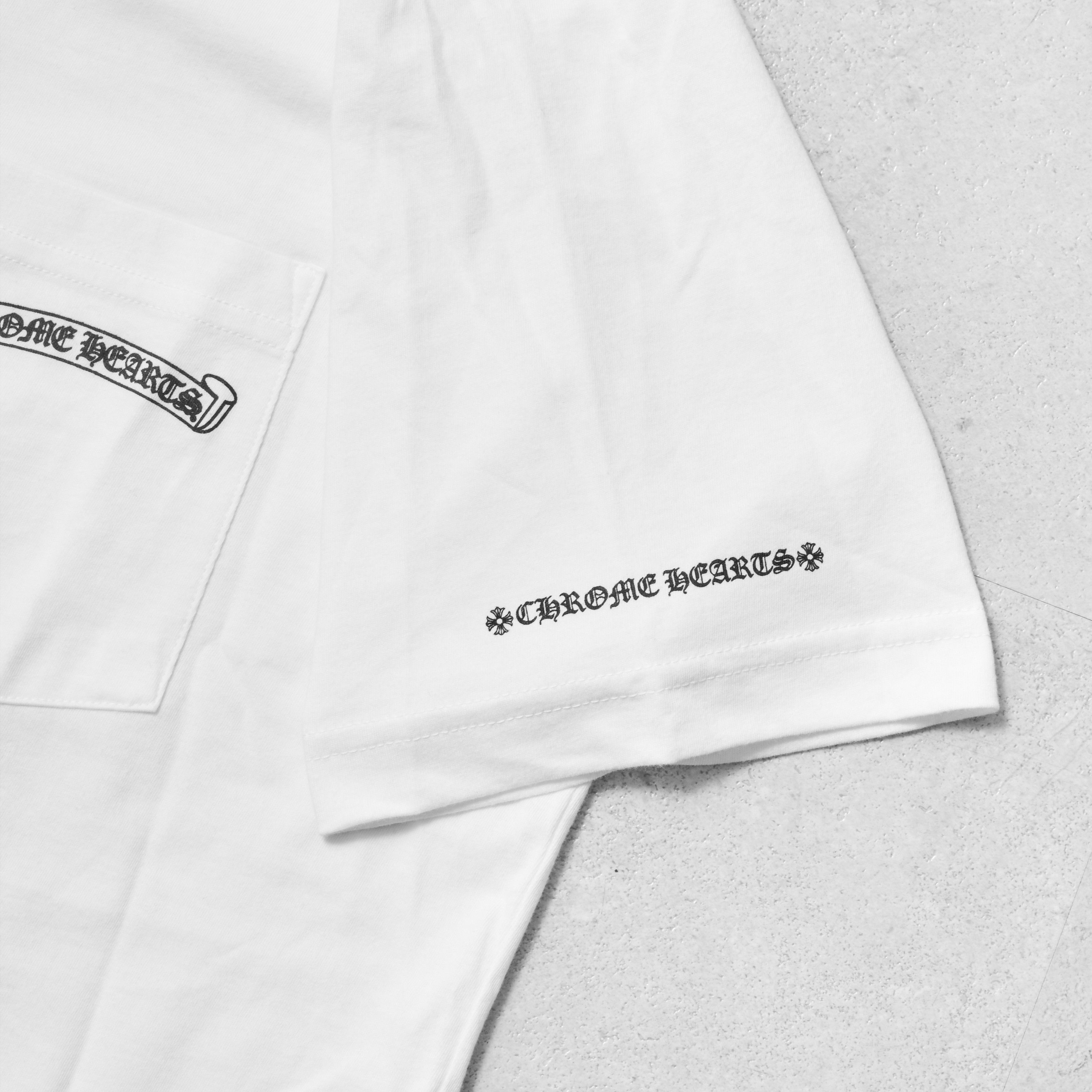 CHROME HEARTS Scroll Logo T Shirt WHITE