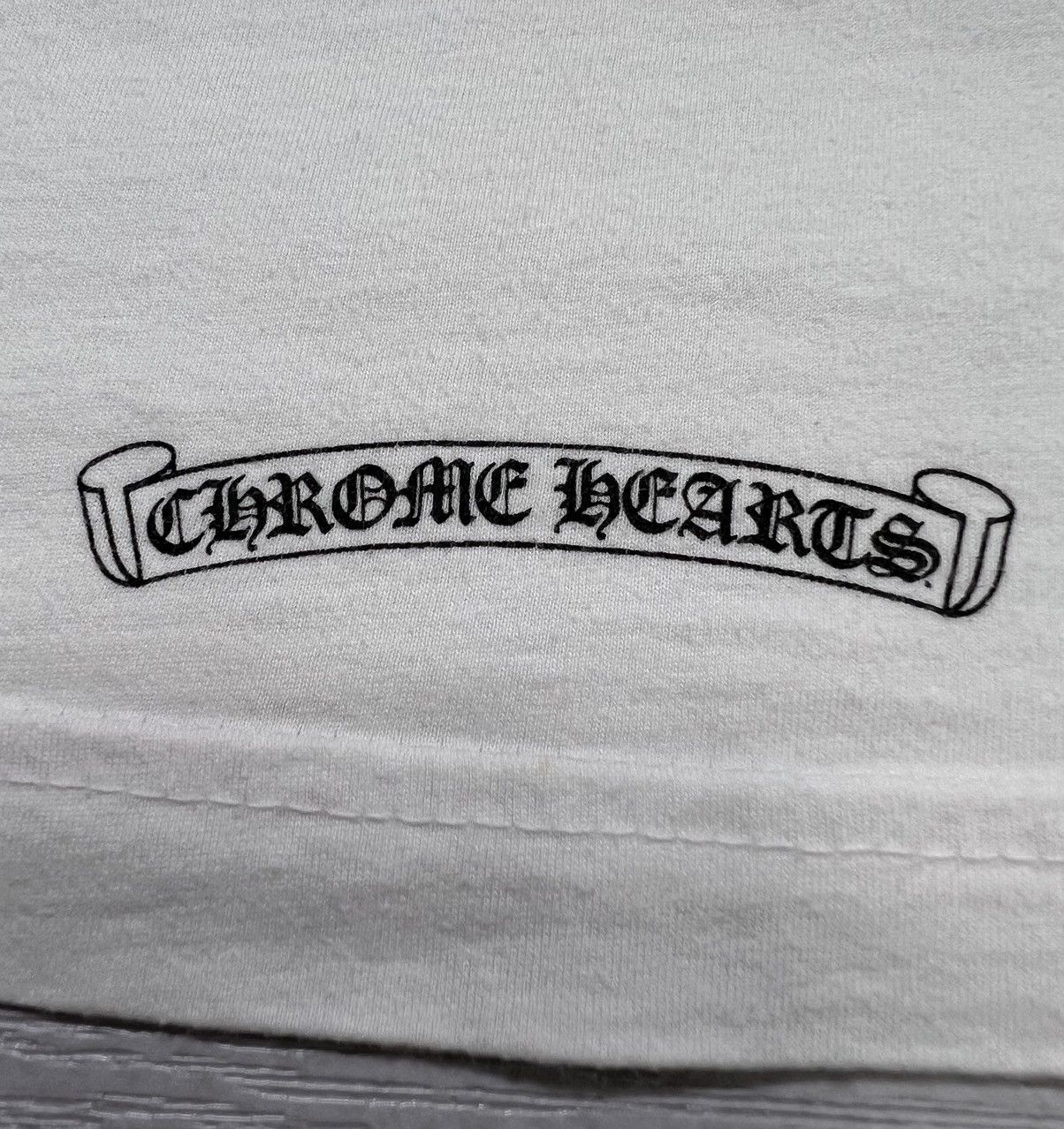 Chrome Hearts Chrome Hearts - Neck Script Logo Pocket L/S Shirt Size US XL / EU 56 / 4 - 17 Thumbnail