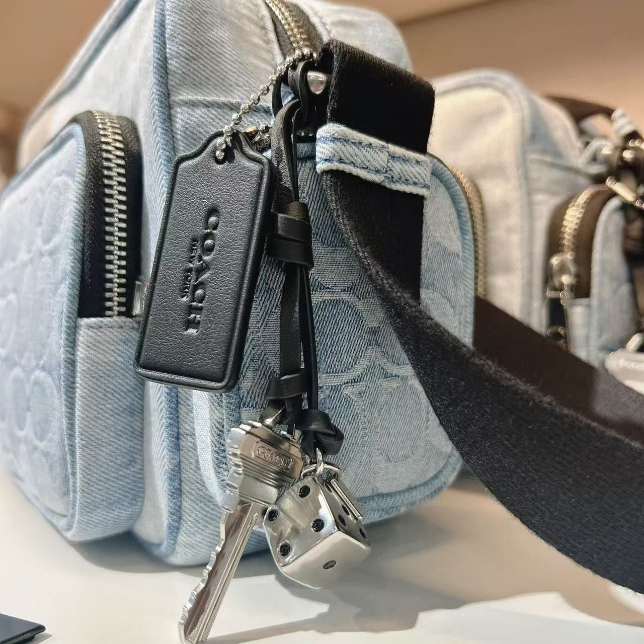 Coach Fletcher Crossbody Bag In Loved Signature Denim CEA06 Size ONE SIZE - 4 Thumbnail