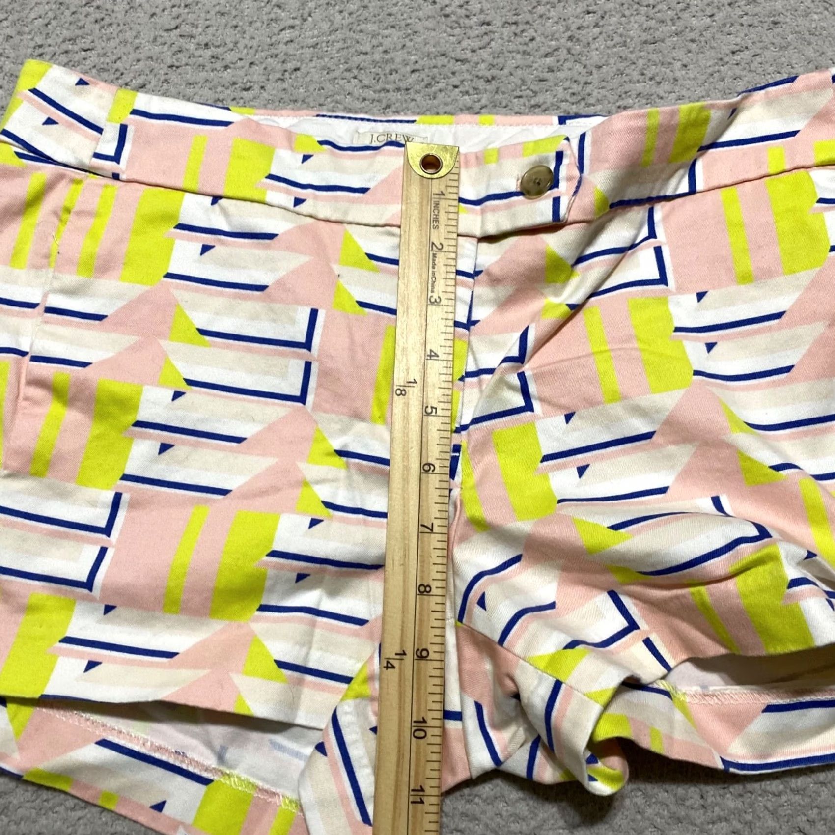 J.Crew J.CREW Multicolor Geometric Chino Shorts Womens 6 Inseam 3" Pockets Stretch Comfortable Caprise Travel Casual Summer Women Size 28" / US 6 / IT 42 - 6 Thumbnail