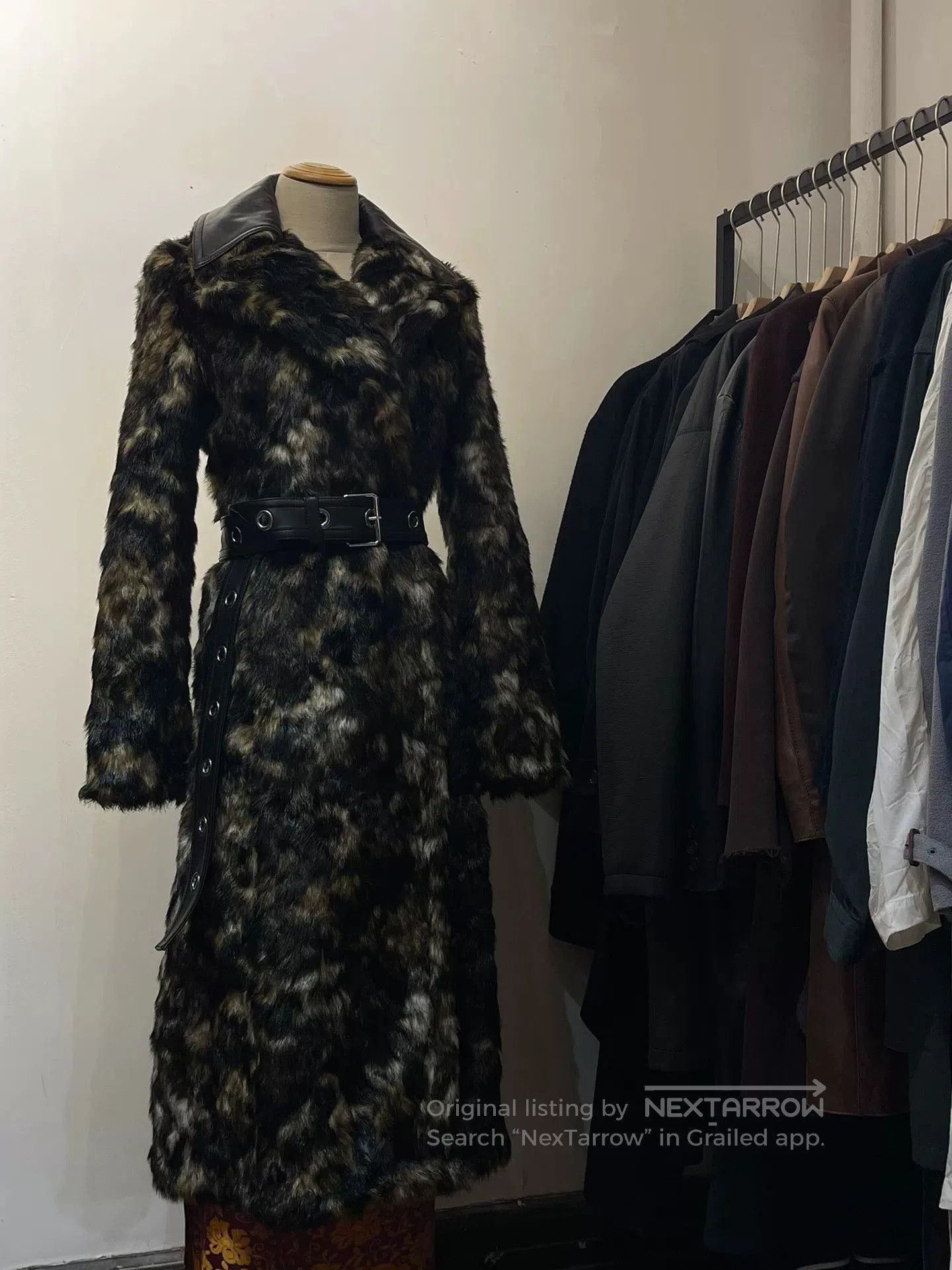 Helmut Lang Helmut Lang Fur Coat Outerwear. Size S / US 4 / IT 40 - 1 Thumbnail