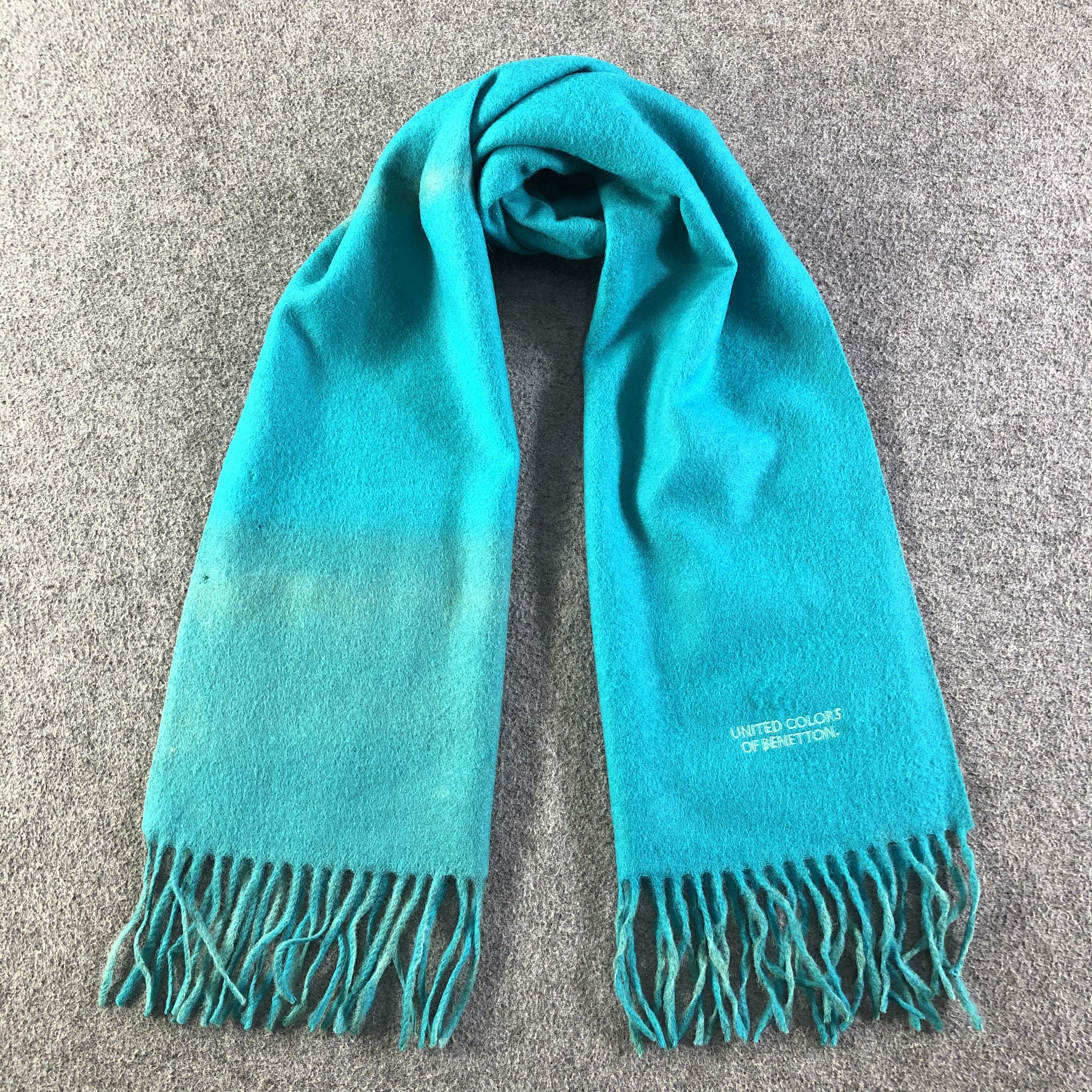 United Colors Of Benetton United Colors Of Benetton Scarf / Muffler / Neckwear Size ONE SIZE - 1 Thumbnail