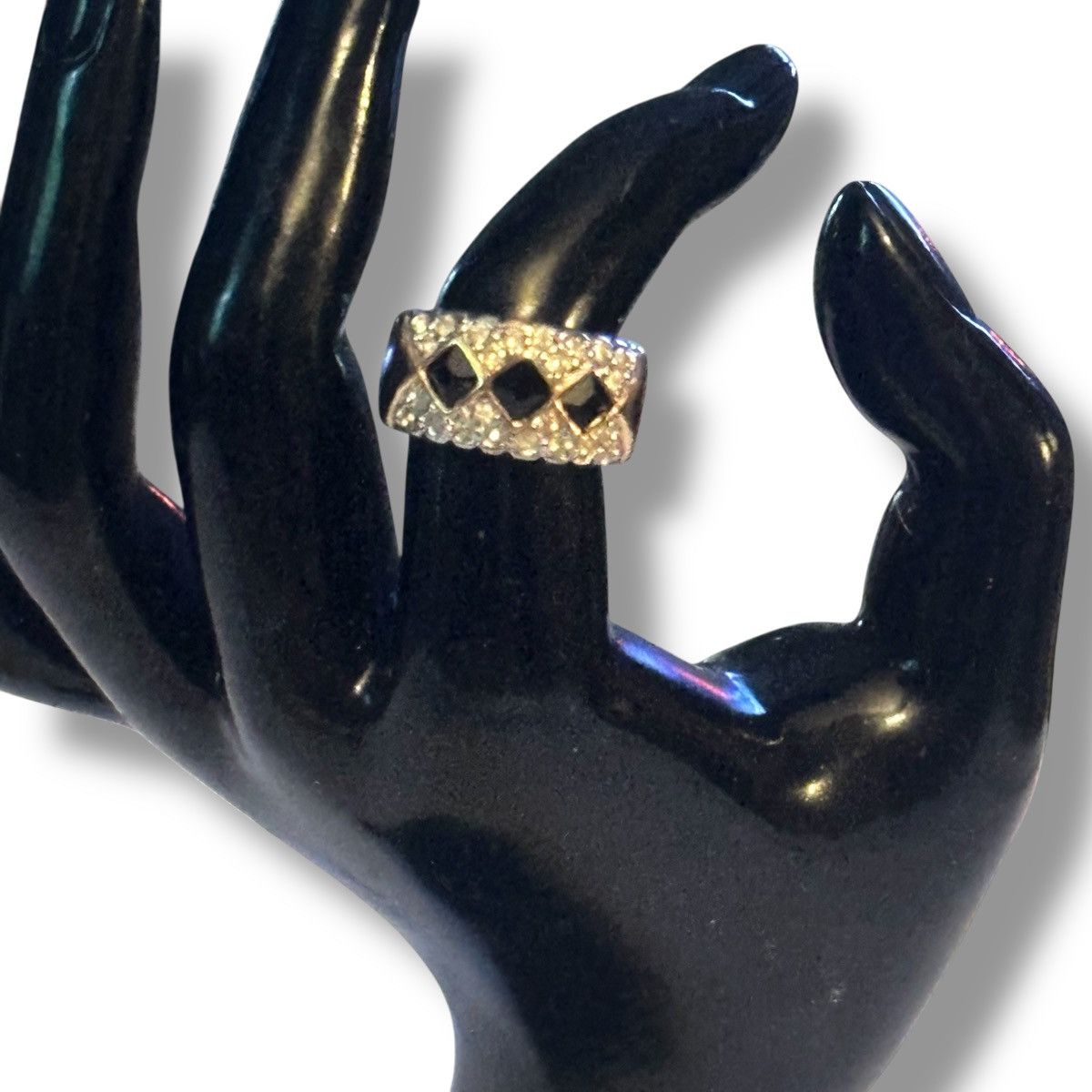 Other 18K HGE simulated Onxy and cubic zirconias ring Size ONE SIZE - 3 Thumbnail