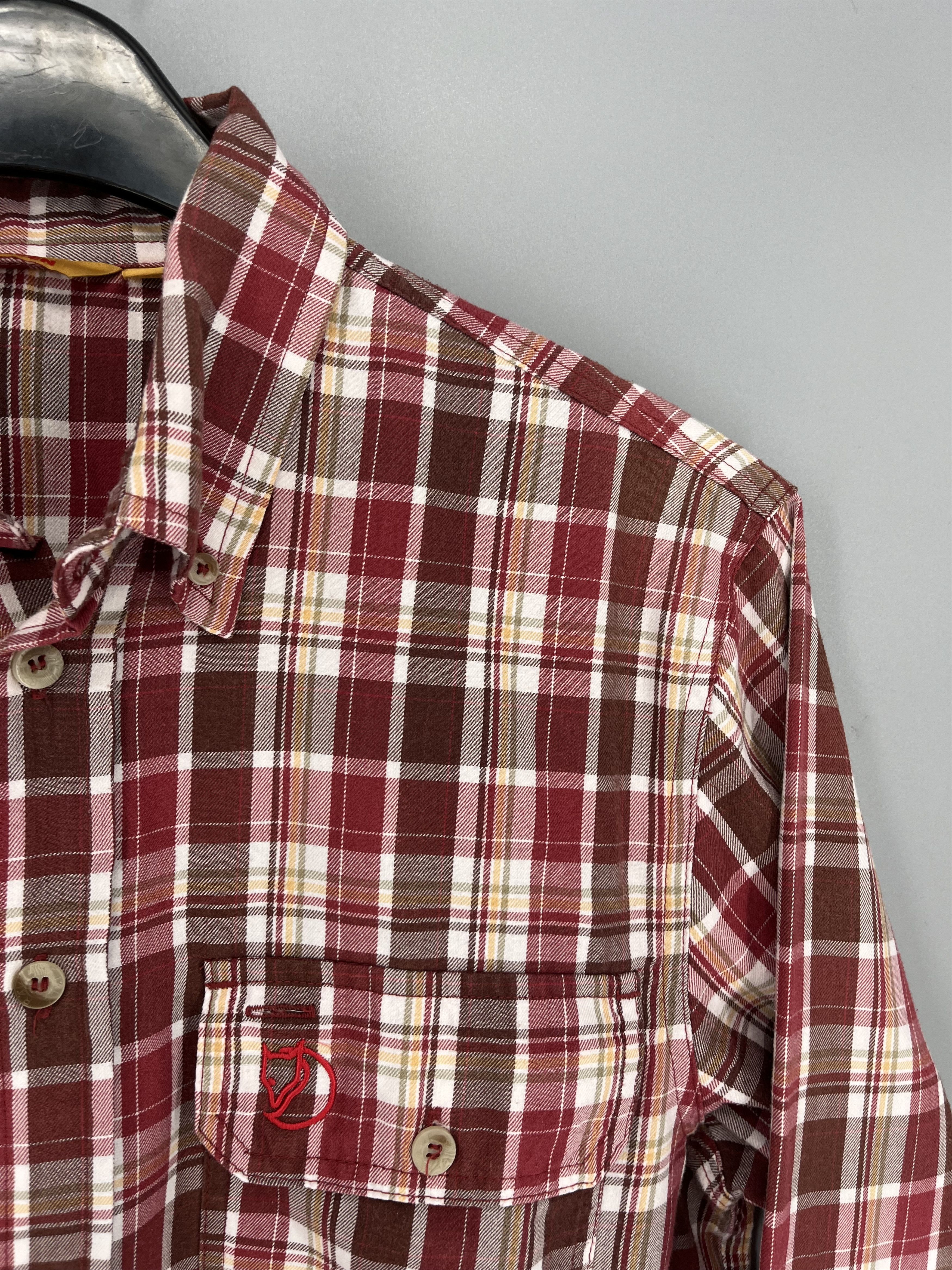Fjallraven × Flannel Fjallraven Fjällräven Flannel nordic outdoor shirt size M Size US M / EU 48-50 / 2 - 5 Thumbnail