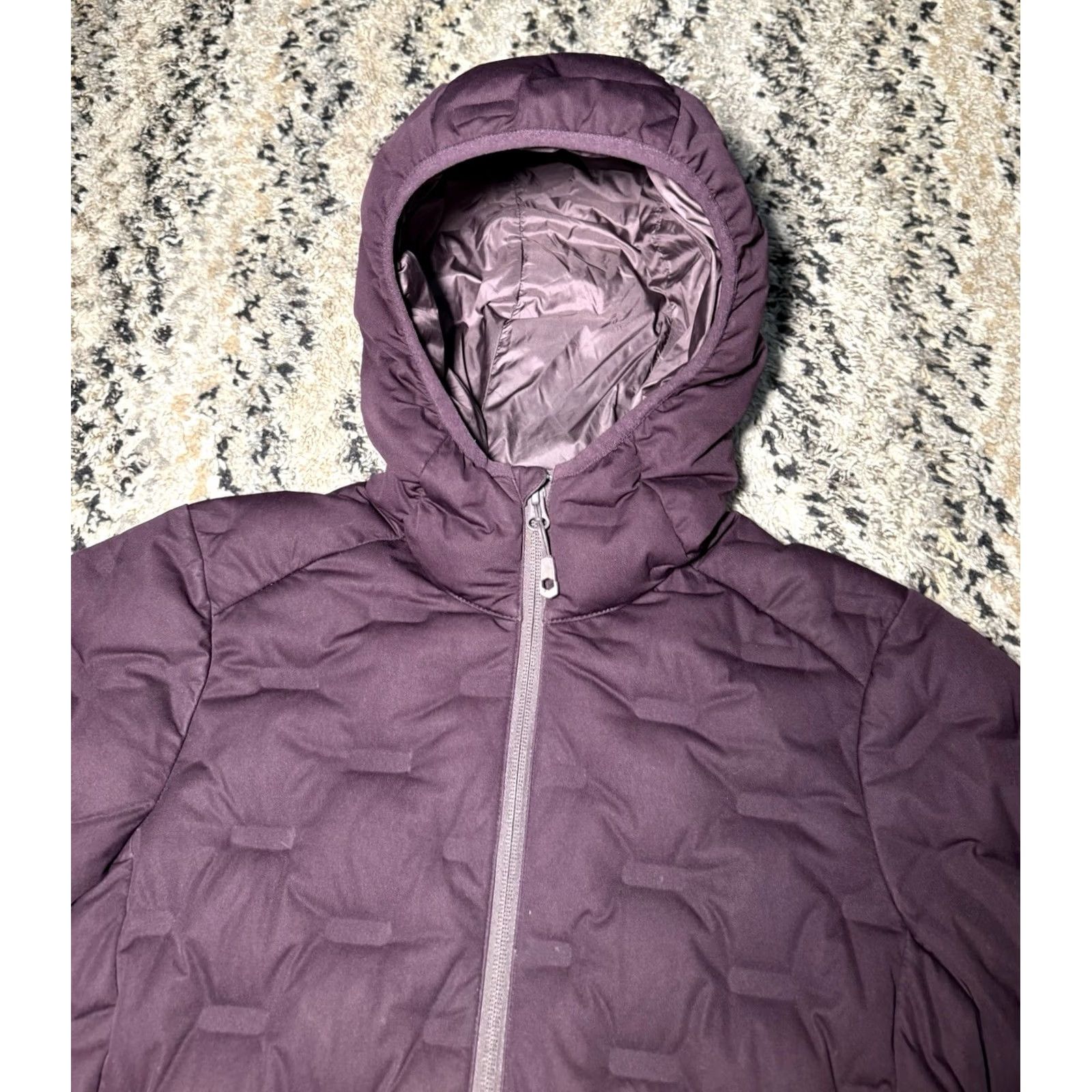 Mountain Hardwear VINTAGE Mountain Hardwear stretch down jacket Womens XS Deep Purple Plum Hooded Puffer Size XS / US 0-2 / IT 36-38 - 4 Thumbnail