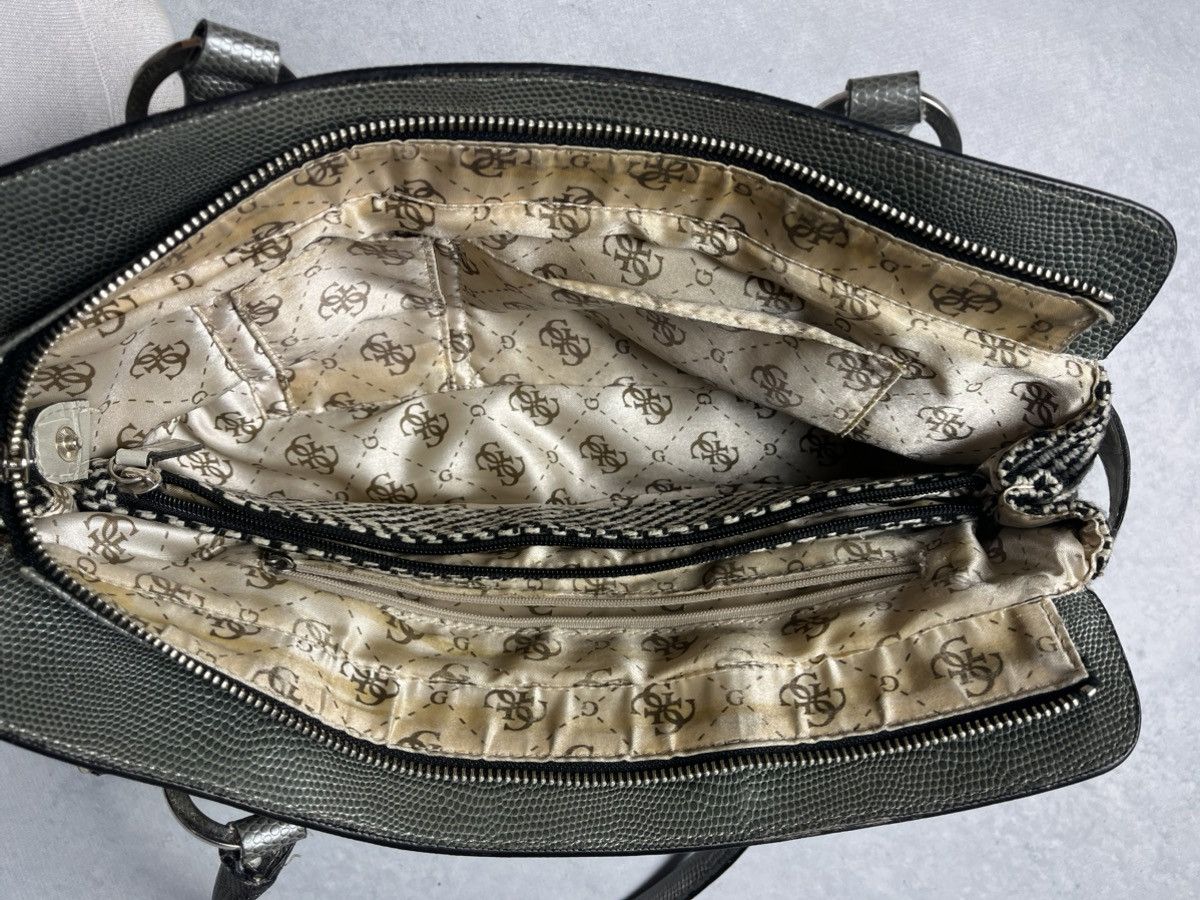 Guess RARE GUESS VINTAGE Y2K STYLE HERRIGBONE PATTERN SILVER BAG Size ONE SIZE - 5 Thumbnail