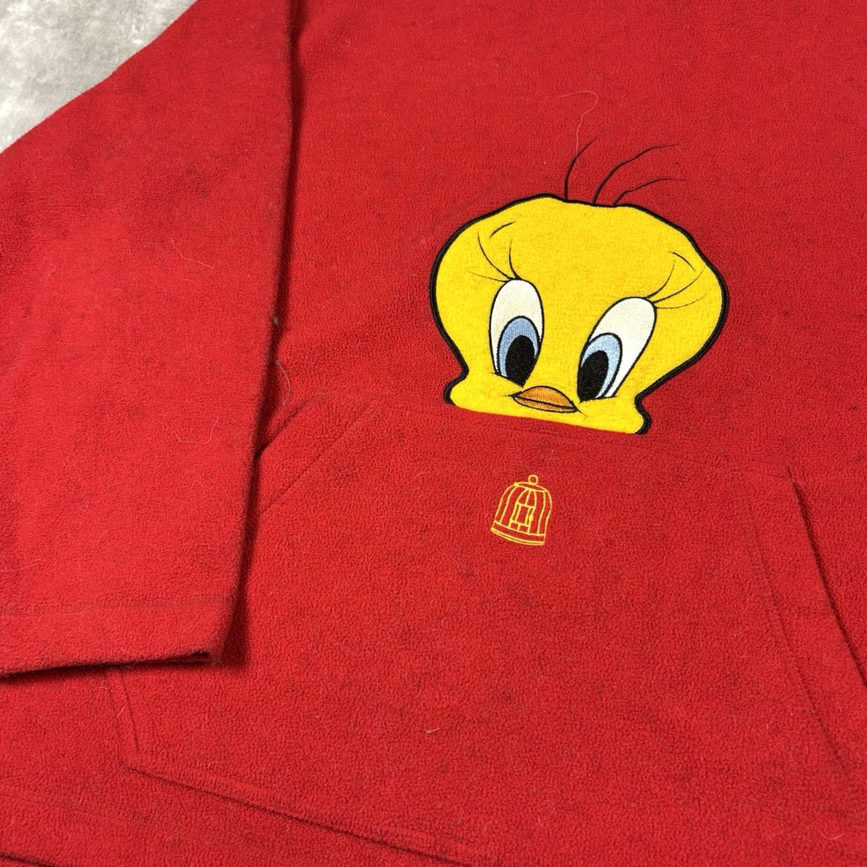 Vintage VINTAGE Looney Tunes Hoodie Tweetie Bird Fleece Red Pullover XL 90s Cartoon Mens Pullover Hooded Cotton Embroidered Bugs Bunny Cap Pattern Solid Size US XL / EU 56 / 4 - 4 Thumbnail