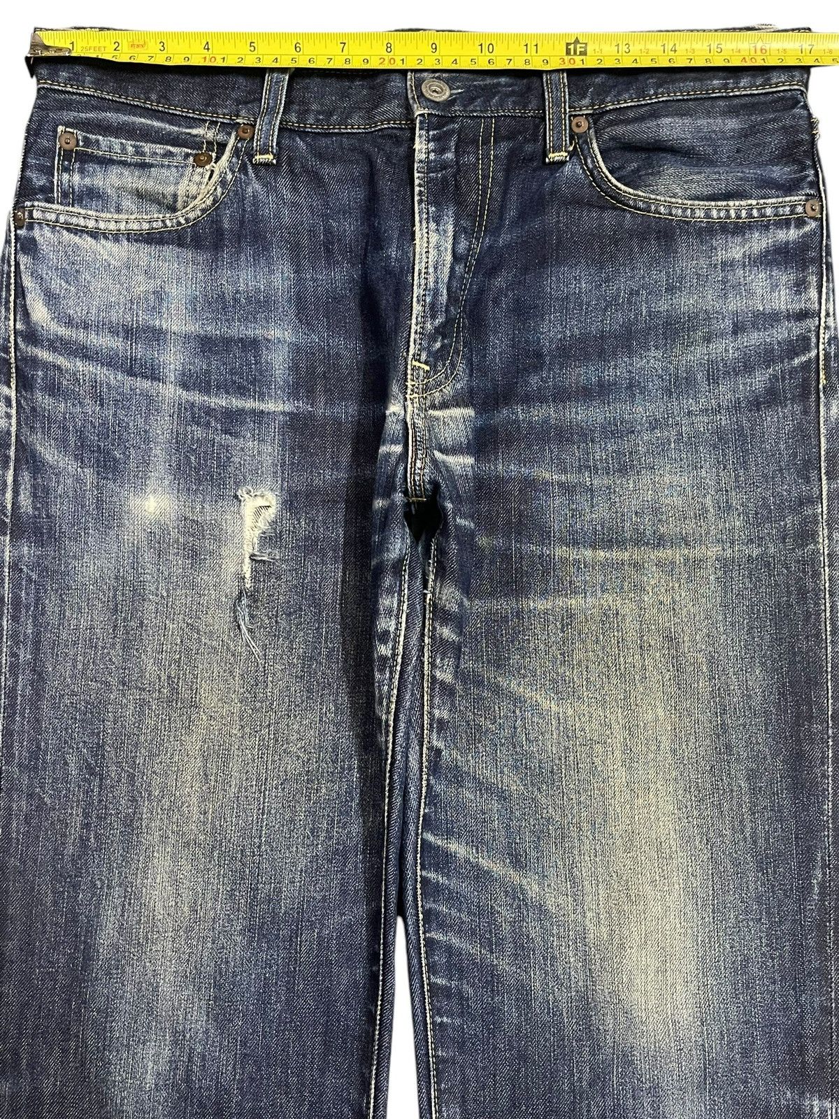 Uniqlo Vintage Japanese Uniqlo Blue Faded Wash Style Loose Jeans Size US 34 / EU 50 - 11 Thumbnail