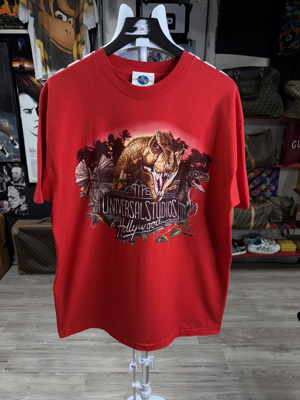 Vintage 90’s Vintage Jurassic Park Universal Studios Tee Shirt XL Size US XL / EU 56 / 4 - 1 Thumbnail
