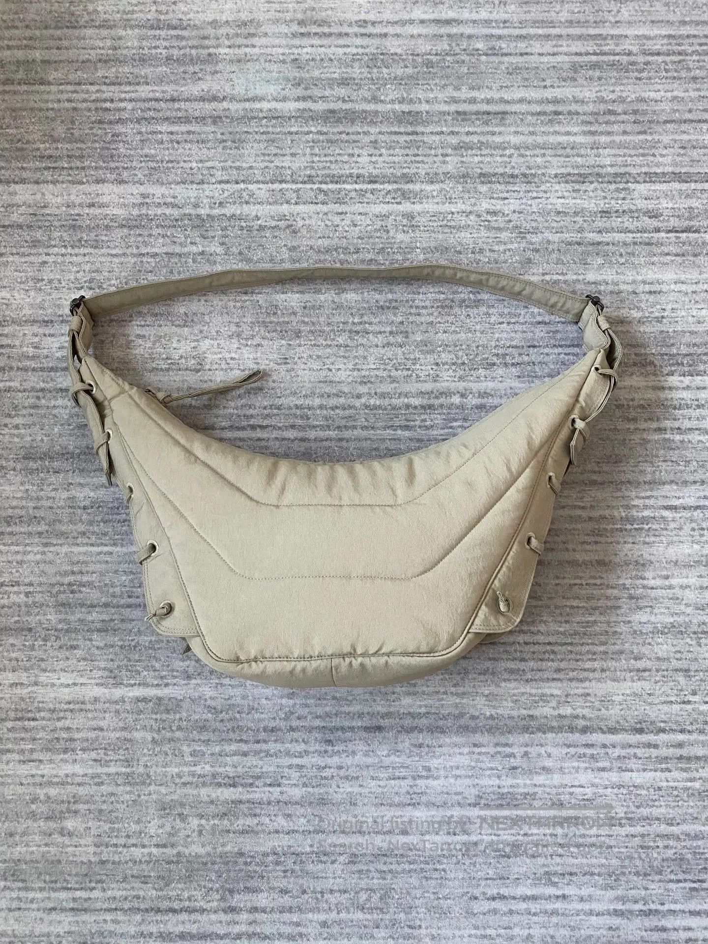 Lemaire Lemaire Soft Game Khaki Crossbody Canvas Bag. Size ONE SIZE - 1 Thumbnail