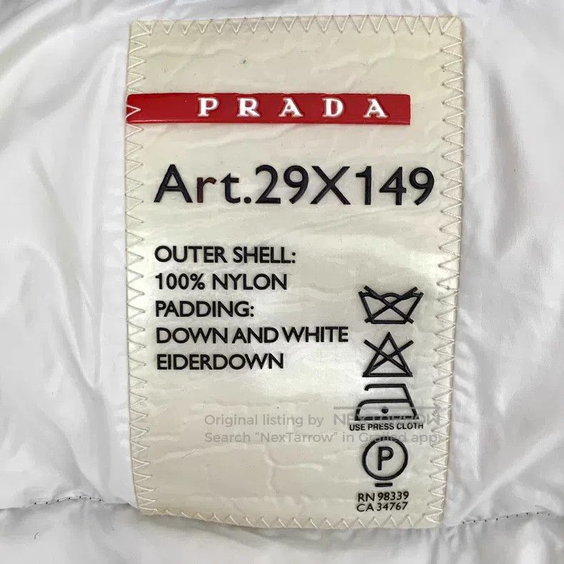 Prada Prada Blue logo triangle stand-up collar down vest Size US XS / EU 42 / 0 - 6 Thumbnail
