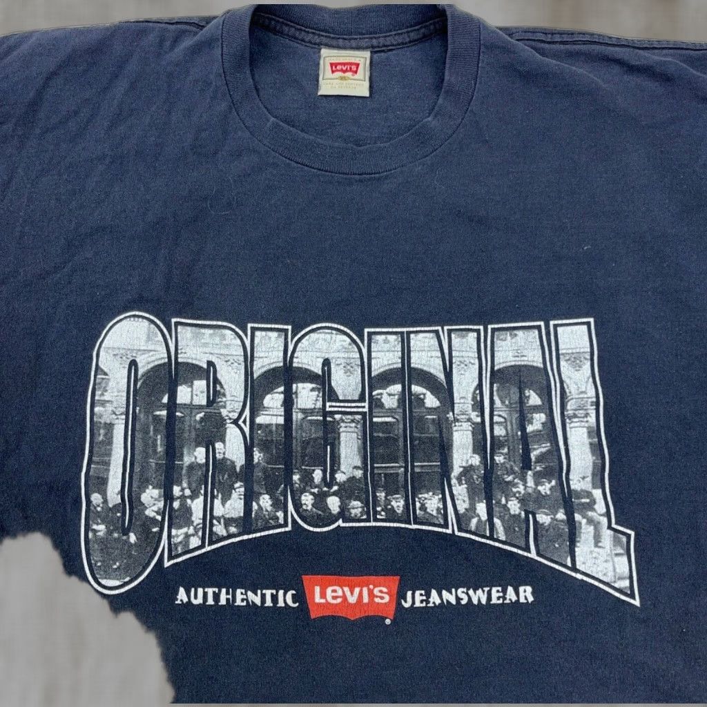 Levi's VINTAGE Levi's Shirt Men XL Black Tee Made In USA 90s Faded Original Adult Tee logo 90s USA Mens Size US XL / EU 56 / 4 - 1 Thumbnail