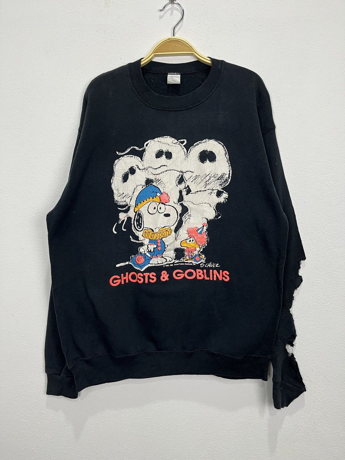 Vintage Vintage 1965 Sweatshirt Distressed Ghosts & Goblins Peanuts Size US L / EU 52-54 / 3 - 1 Thumbnail