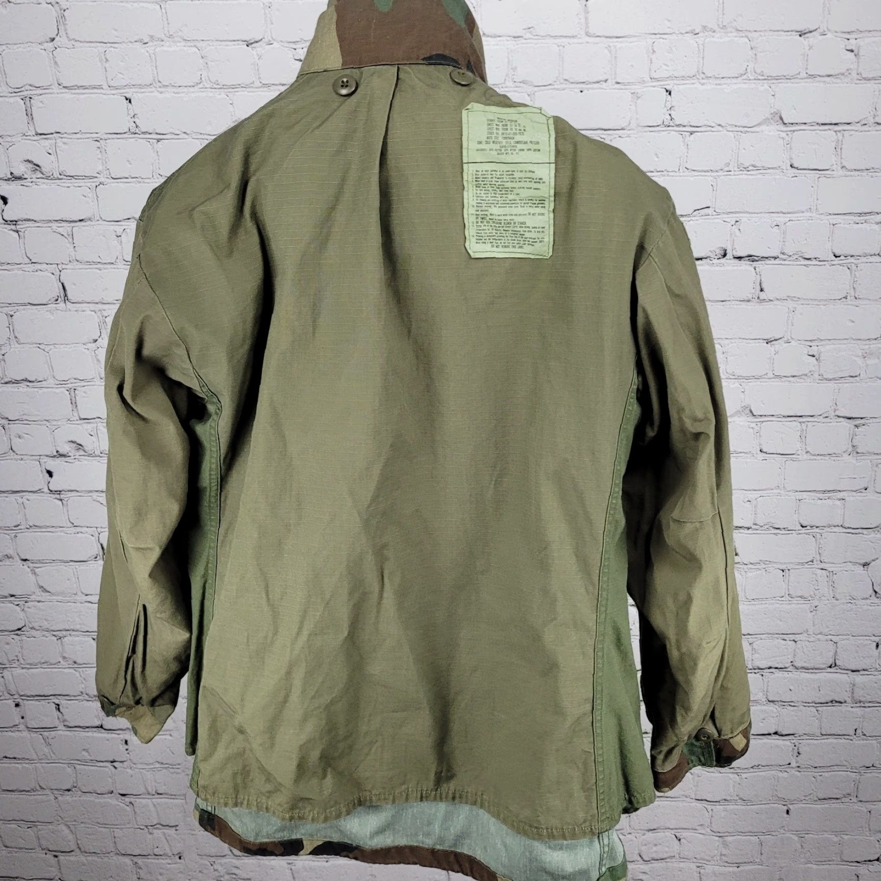 Vintage US Army Jacket Field Camo Cold Weather Zip Snap Military Medium M Size US M / EU 48-50 / 2 - 6 Thumbnail