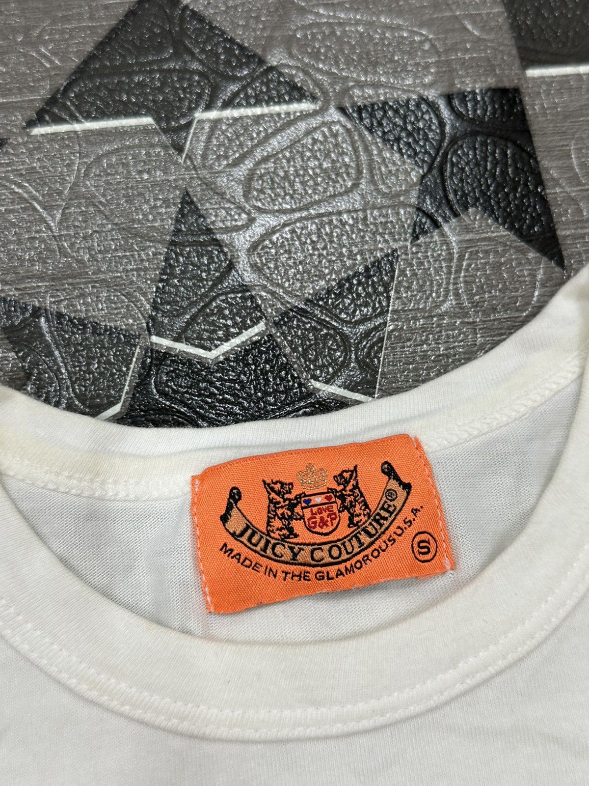 Juicy Couture Vtg Juicy Couture “The Duchess Of Couture” Tee Size S / US 4 / IT 40 - 4 Thumbnail