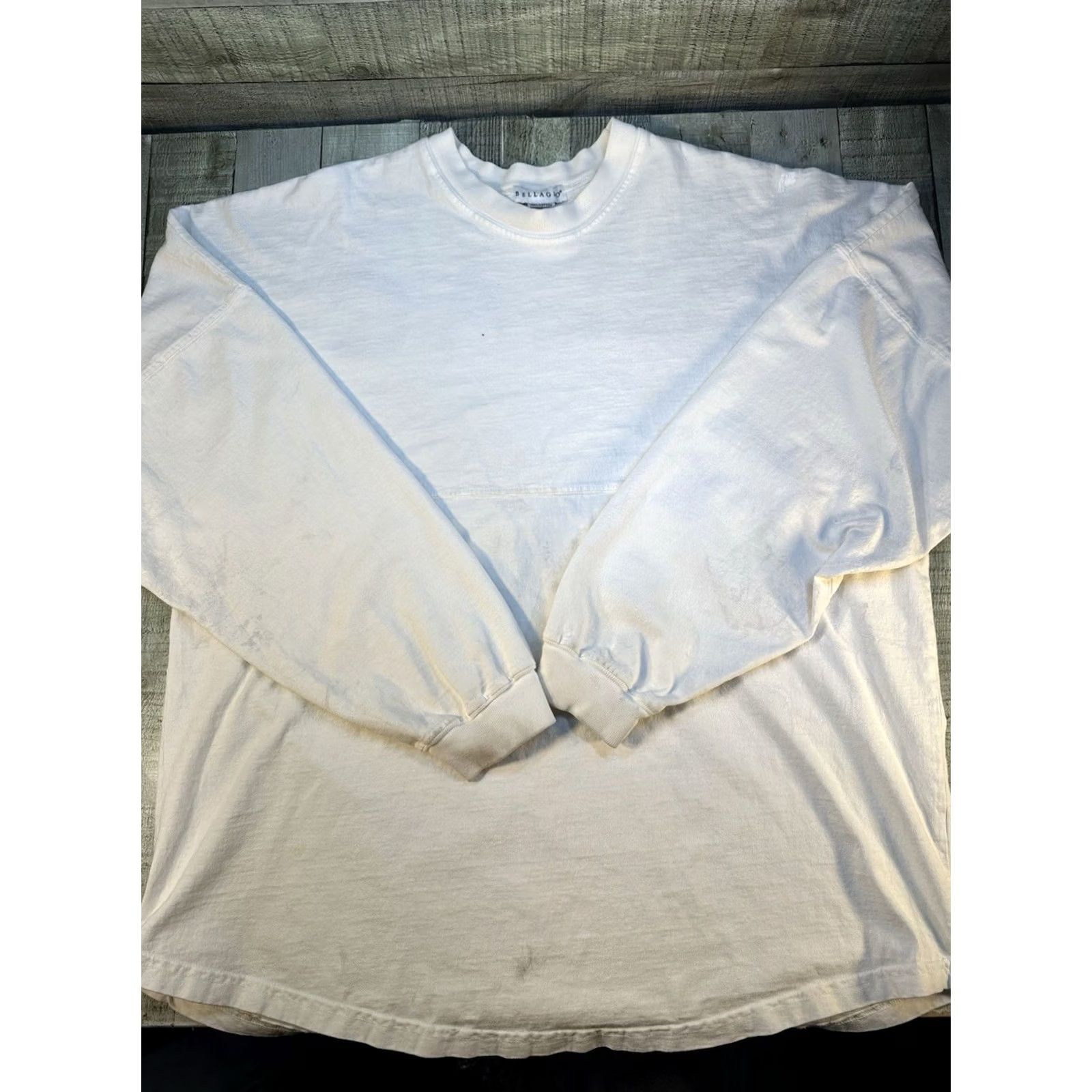 Vintage VINTAGE Bellagio Las Vegas Crewneck Sweatshirt XL Men White 90s Pullover USA 100% Cotton Back Graphic Sleeve Minimal Casual Size US XL / EU 56 / 4 - 2 Thumbnail