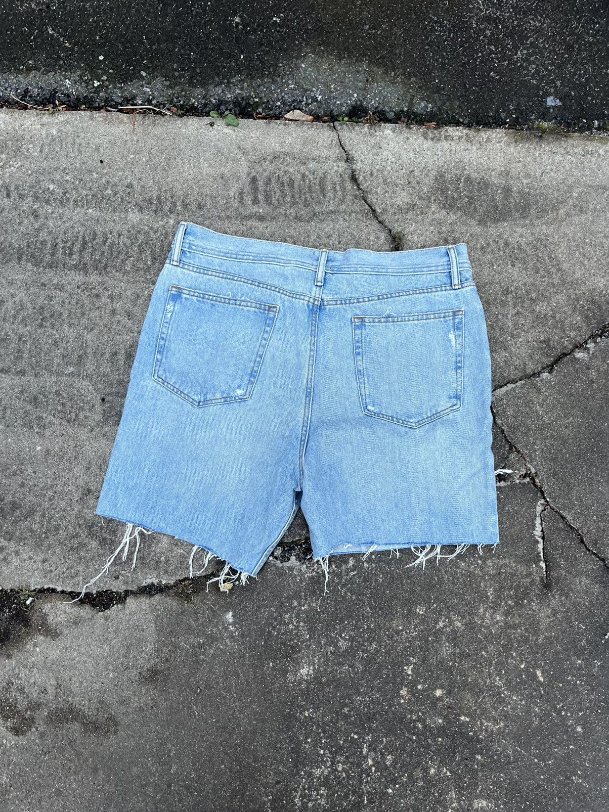 Other Distressed Cutoff Shorts Size US 38 / EU 54 - 2 Thumbnail