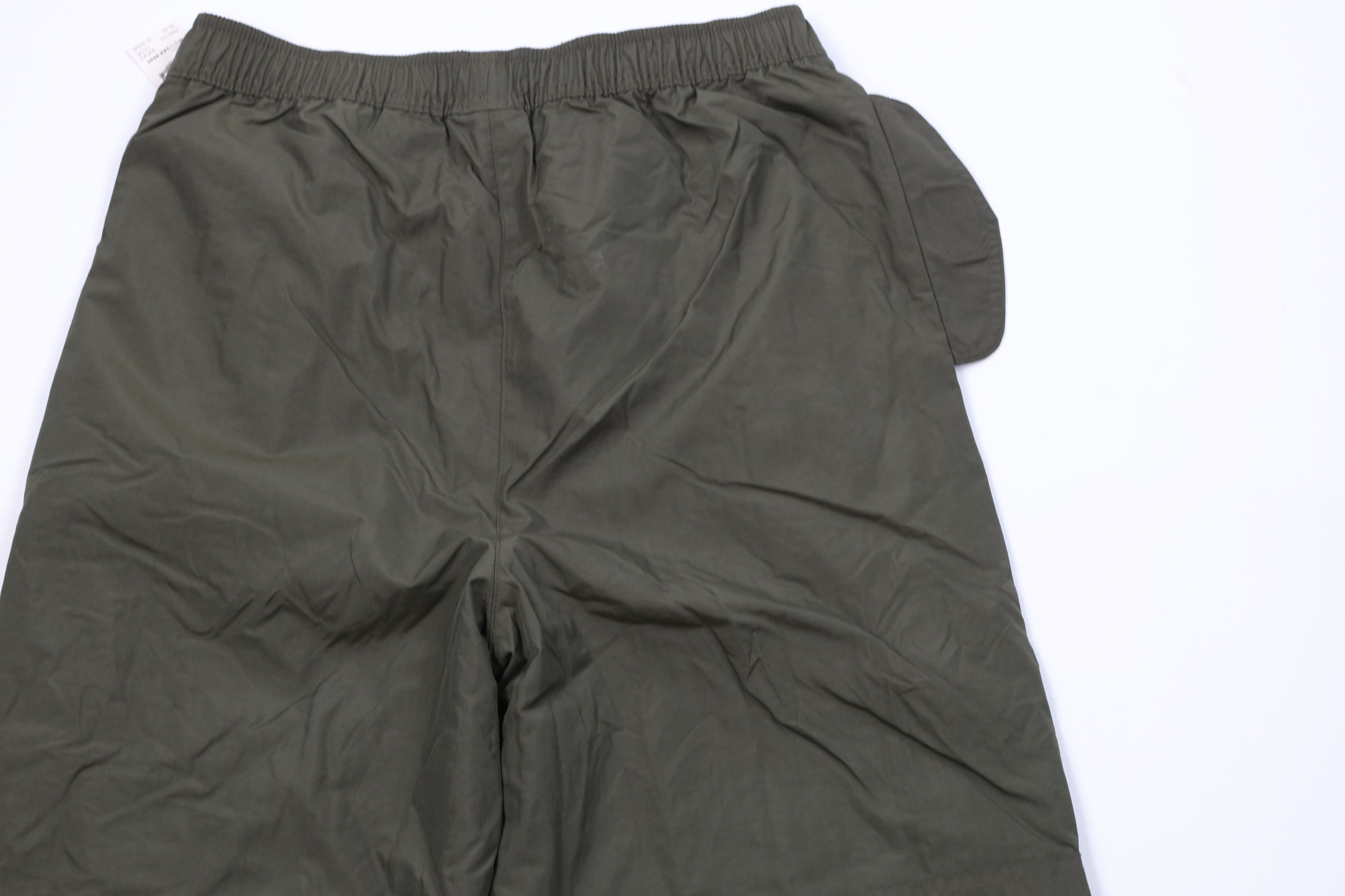 Vintage Deadstock Vintage 90s Y2K Streetwear Cargo Pants Shorts Size US 32 / EU 48 - 9 Thumbnail