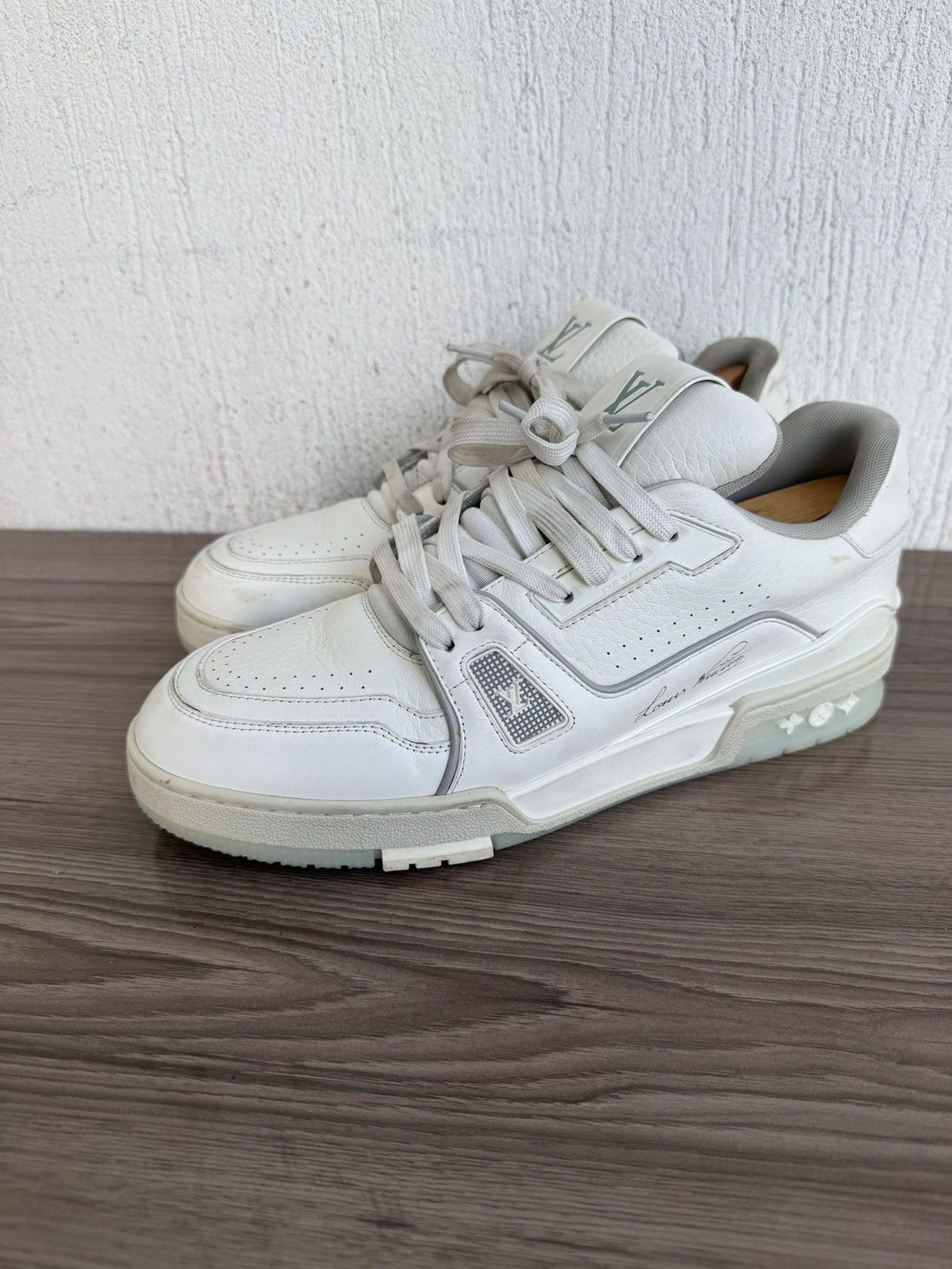 Louis Vuitton lv trainers by Virgil Abloh Size US 9 / EU 42 - 2 Thumbnail