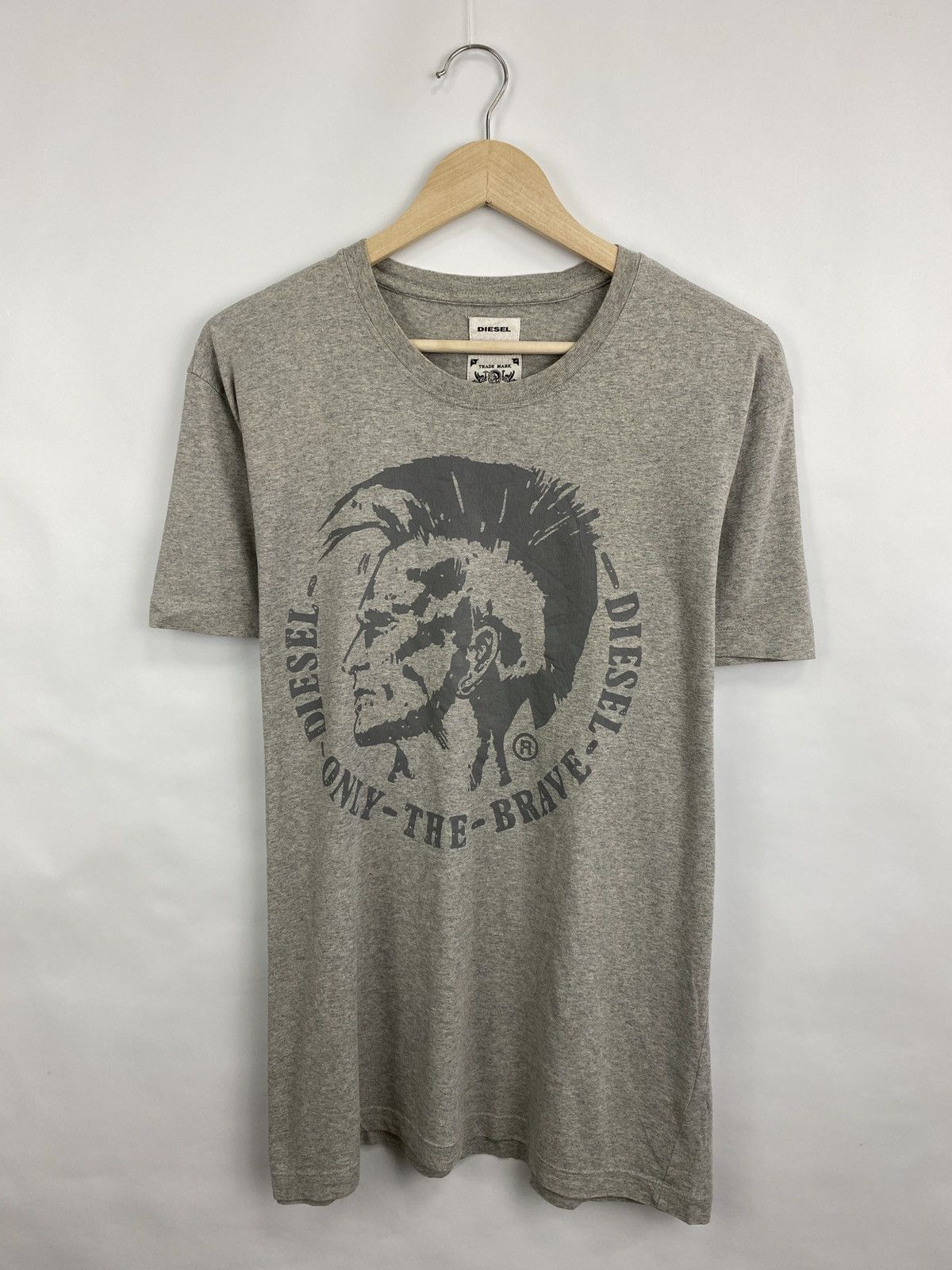 Diesel 🇺🇸 Vintage Diesel Punk Rock Man Y2K T-Shirt Rare Retro Hype Size US XL / EU 56 / 4 - 3 Thumbnail