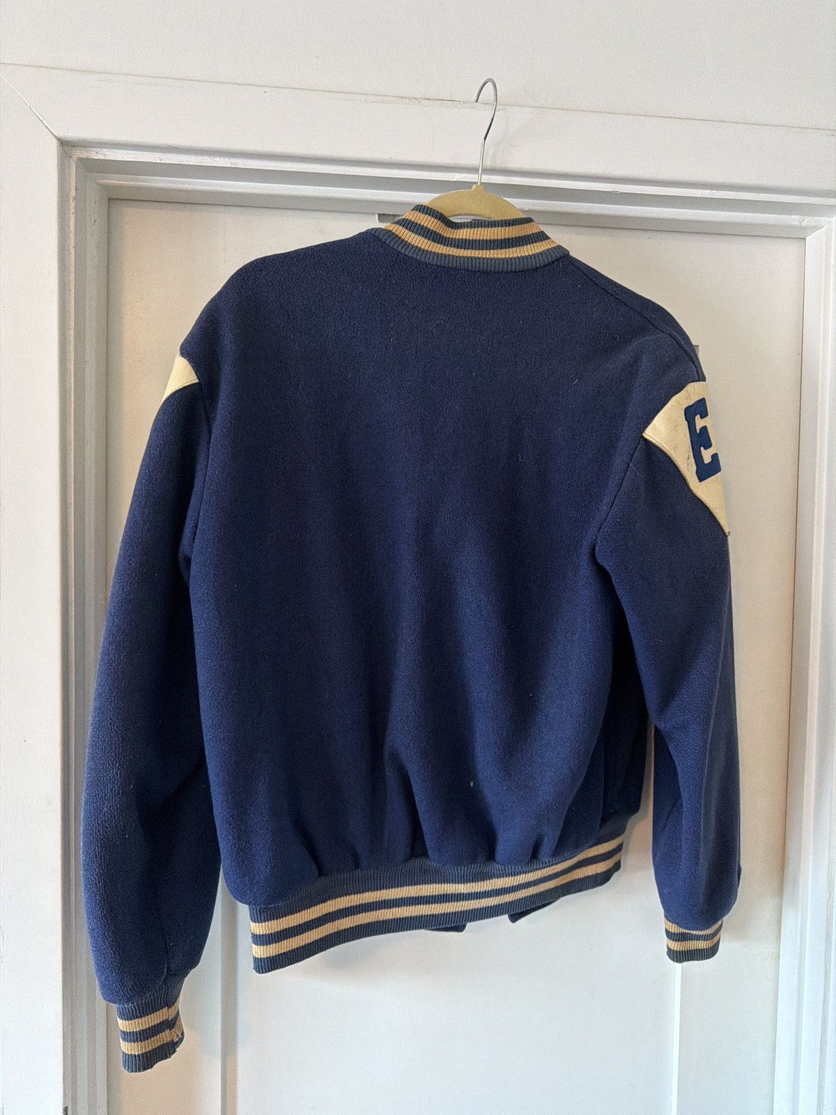 Vintage Vintage 1968 Blue Varsity Jacke Wool Letterman Size US M / EU 48-50 / 2 - 2 Thumbnail