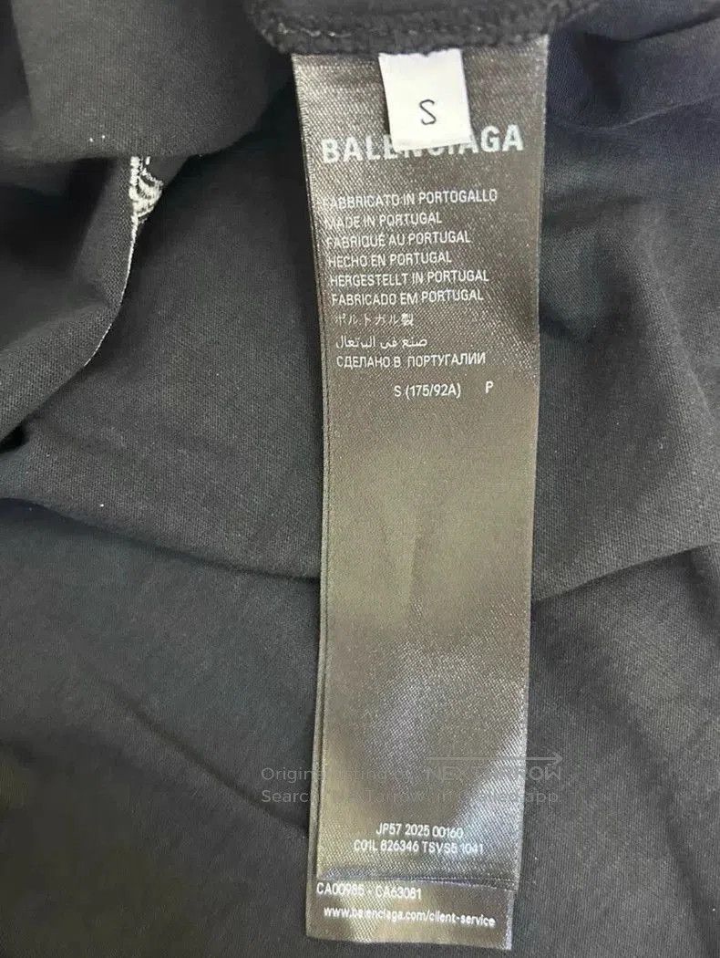 Balenciaga Balenciaga Queer Typo Boxy Tee. Size US S / EU 44-46 / 1 - 5 Thumbnail
