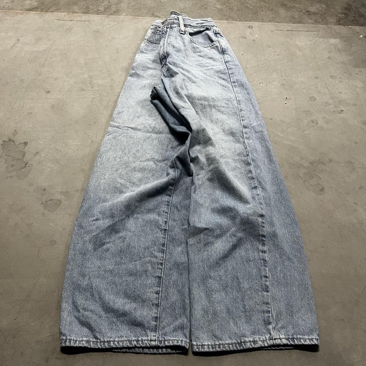 Levi's × Vintage Vintage Y2K Baggy Levis Baggy Light wash Denim Jeans Size US 26 / EU 42 - 1 Thumbnail