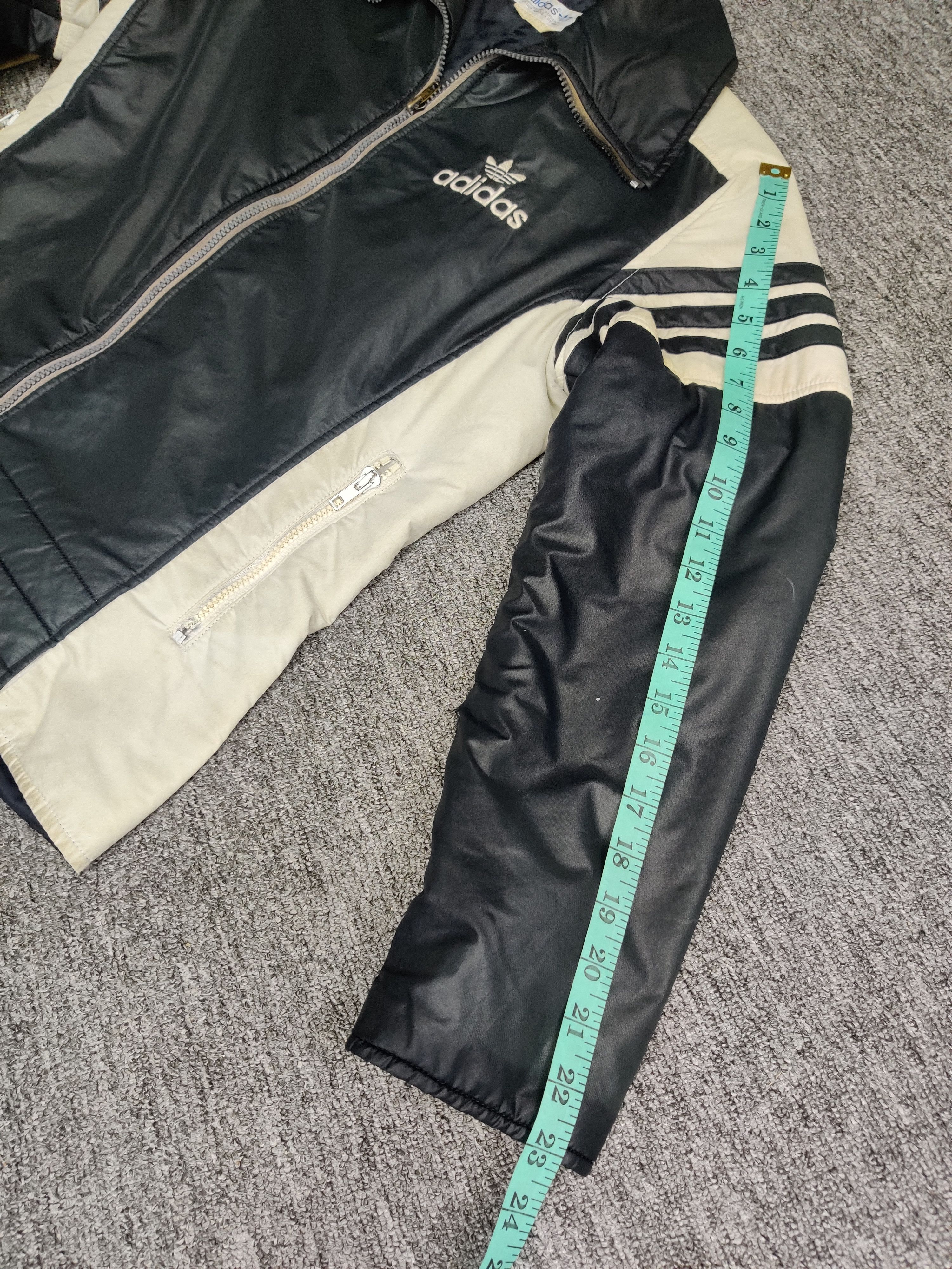 Adidas Vintage 90's Adidas Puffer Jacket Size US L / EU 52-54 / 3 - 20 Thumbnail