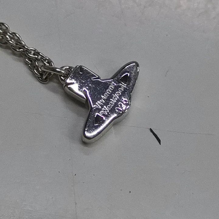 Vivienne Westwood Vivienne Westwood Oslo Pendant Necklace in Silver Size ONE SIZE - 2 Thumbnail