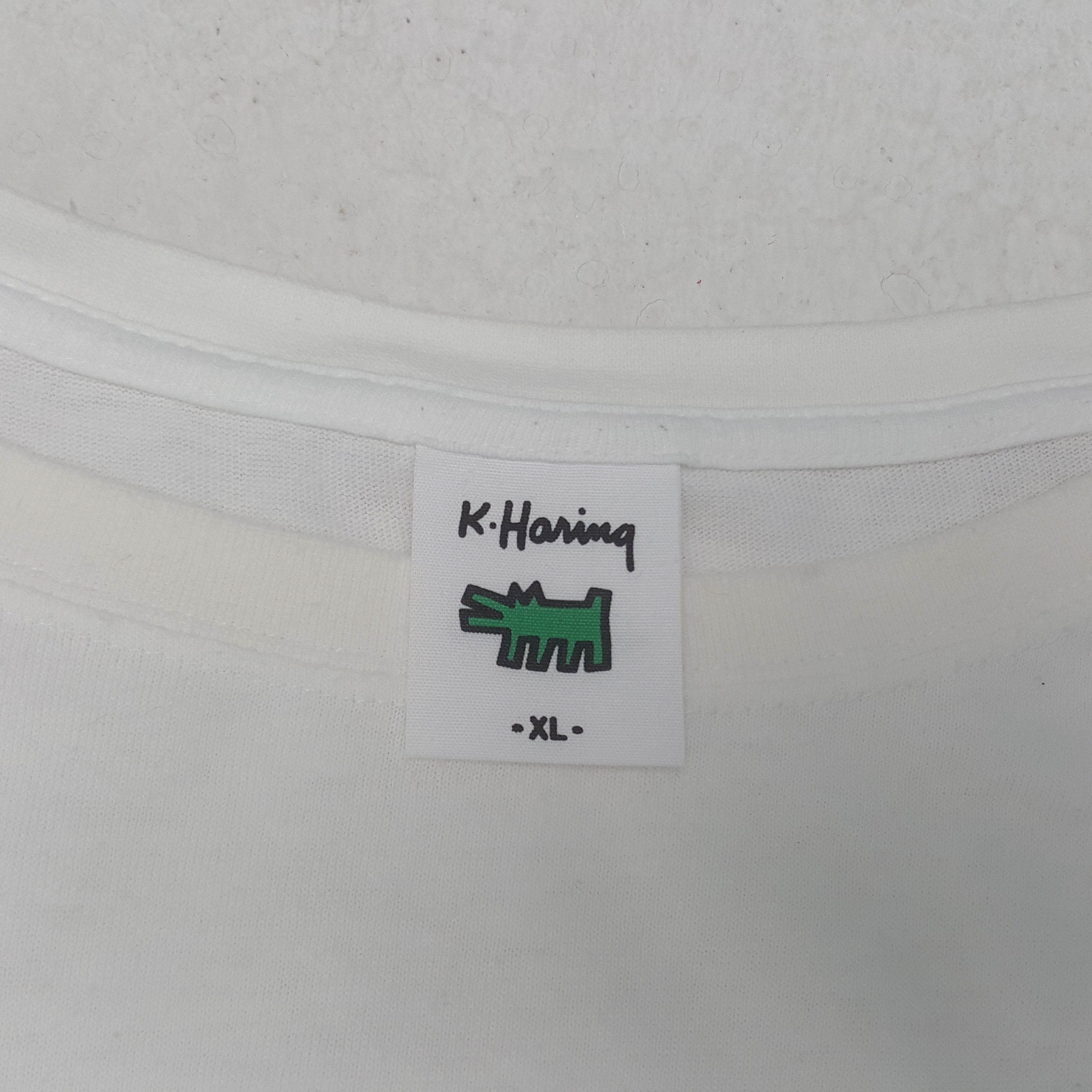 Keith Haring Vintage Keith Haring x UT Japanese Tshirt C294N78 Size US L / EU 52-54 / 3 - 5 Thumbnail