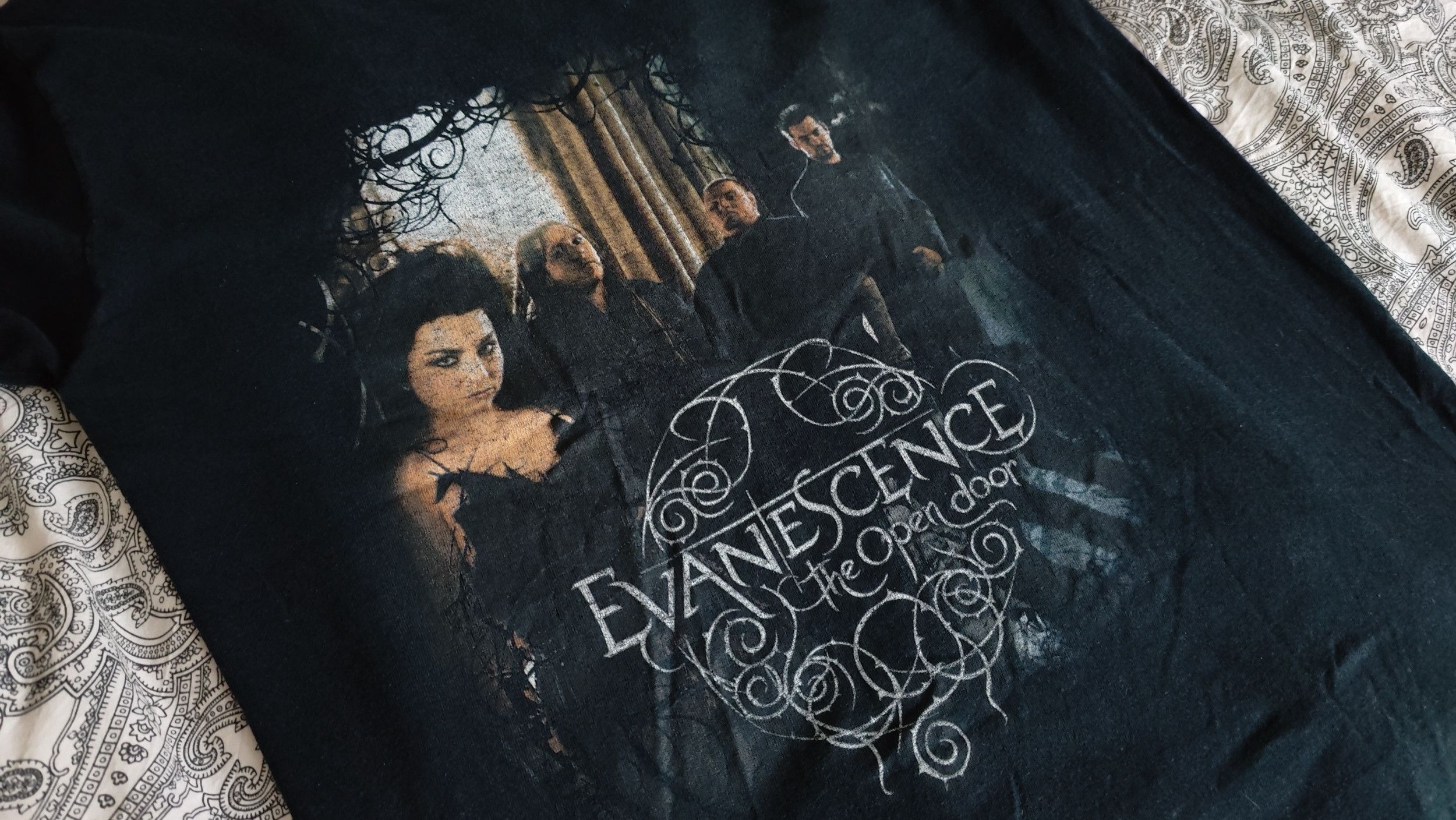 Band Tees × Vintage Evanescence Open Door 2006 VTG Vintage Europe Tour Tshirt Size US M / EU 48-50 / 2 - 4 Thumbnail