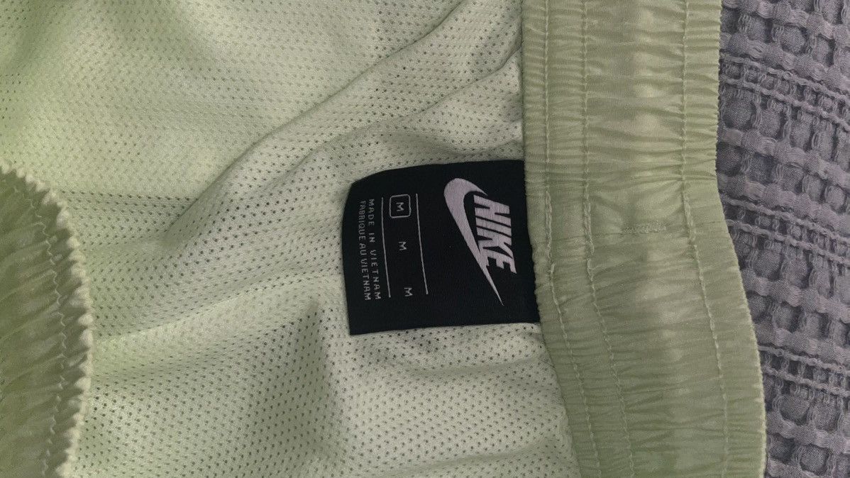 Nike Nike Lime Green Swoosh Shorts Size US 30 / EU 46 - 4 Thumbnail