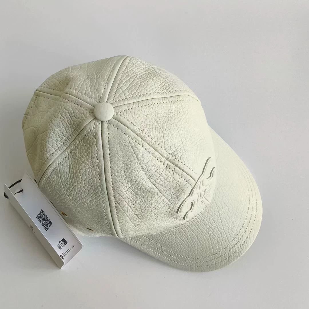 Celine CELINE women's white calfskin baseball cap, Size ONE SIZE - 1 Thumbnail