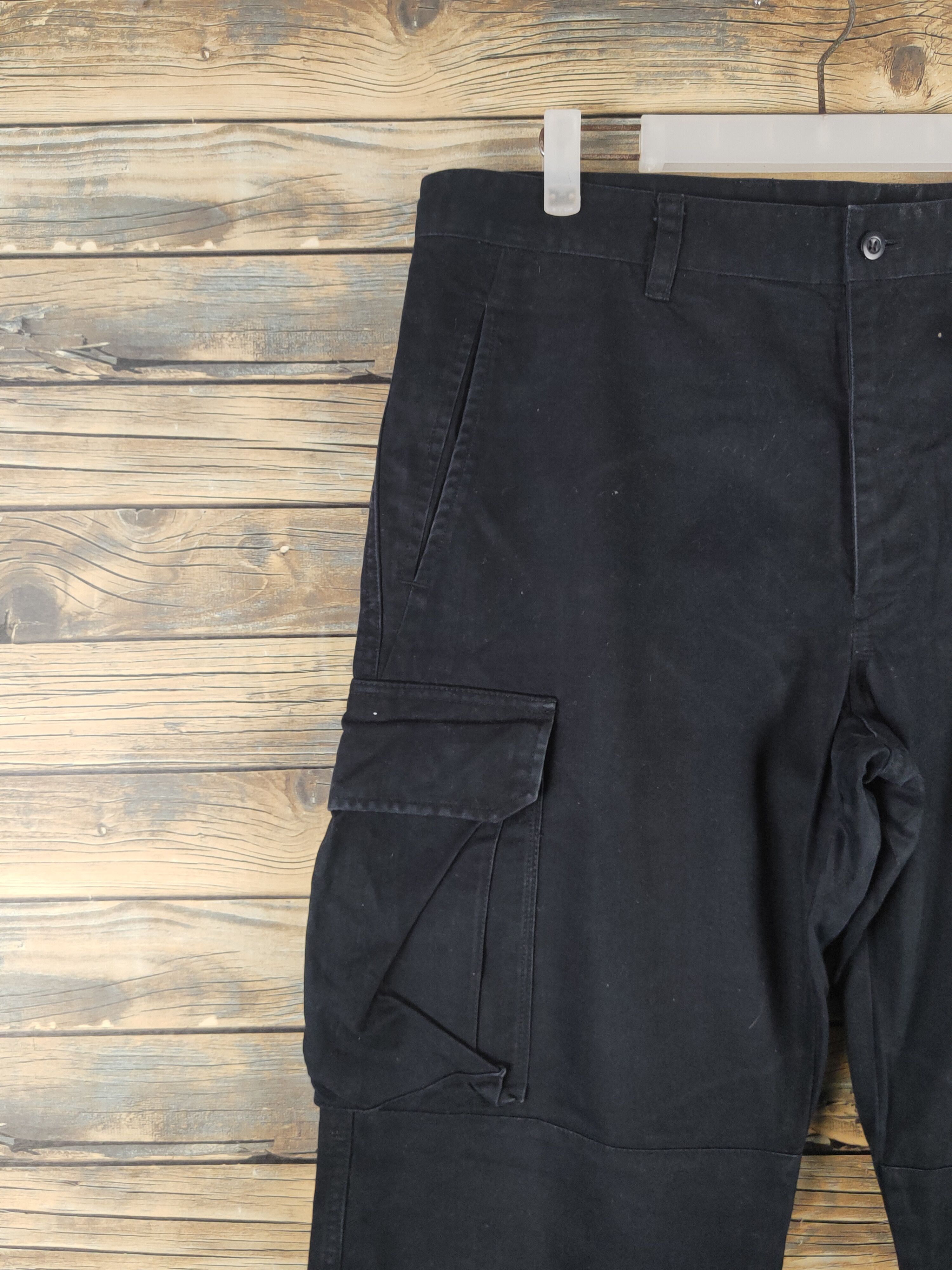 Japanese Brand DL Japanese Brand Black Multipocket Cargo Pants #1773 Size US 35 - 3 Thumbnail