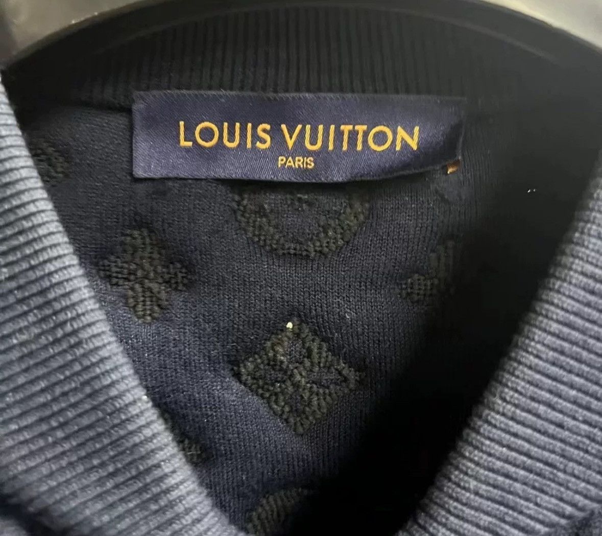 Louis Vuitton Louis Vuitton's latest blue embossed logo pilot jacket Size US XXL / EU 58 / 5 - 2 Thumbnail