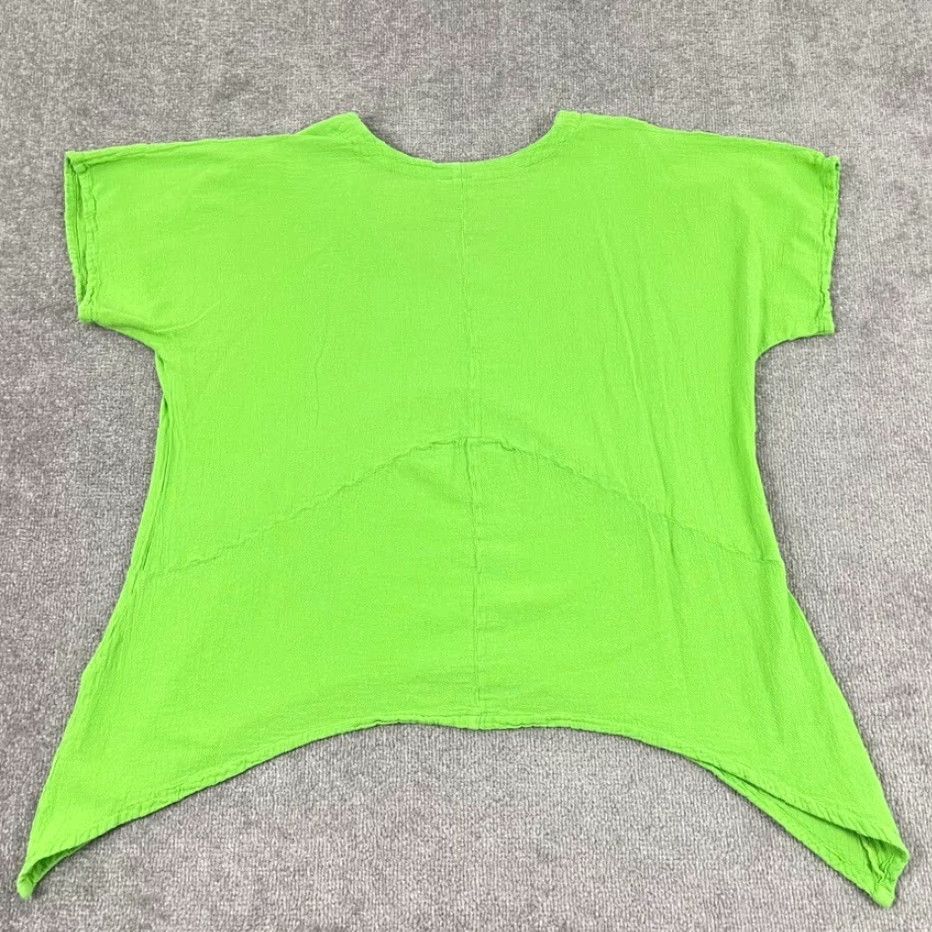 Vintage OH MY GAUZE Womens Size 3 Green V-Neck Blouse Short Sleeve Cotton Gauze Asymmetric Hem Lagenlook Casual Stylish Women's shirt Size XS / US 0-2 / IT 36-38 - 7 Thumbnail