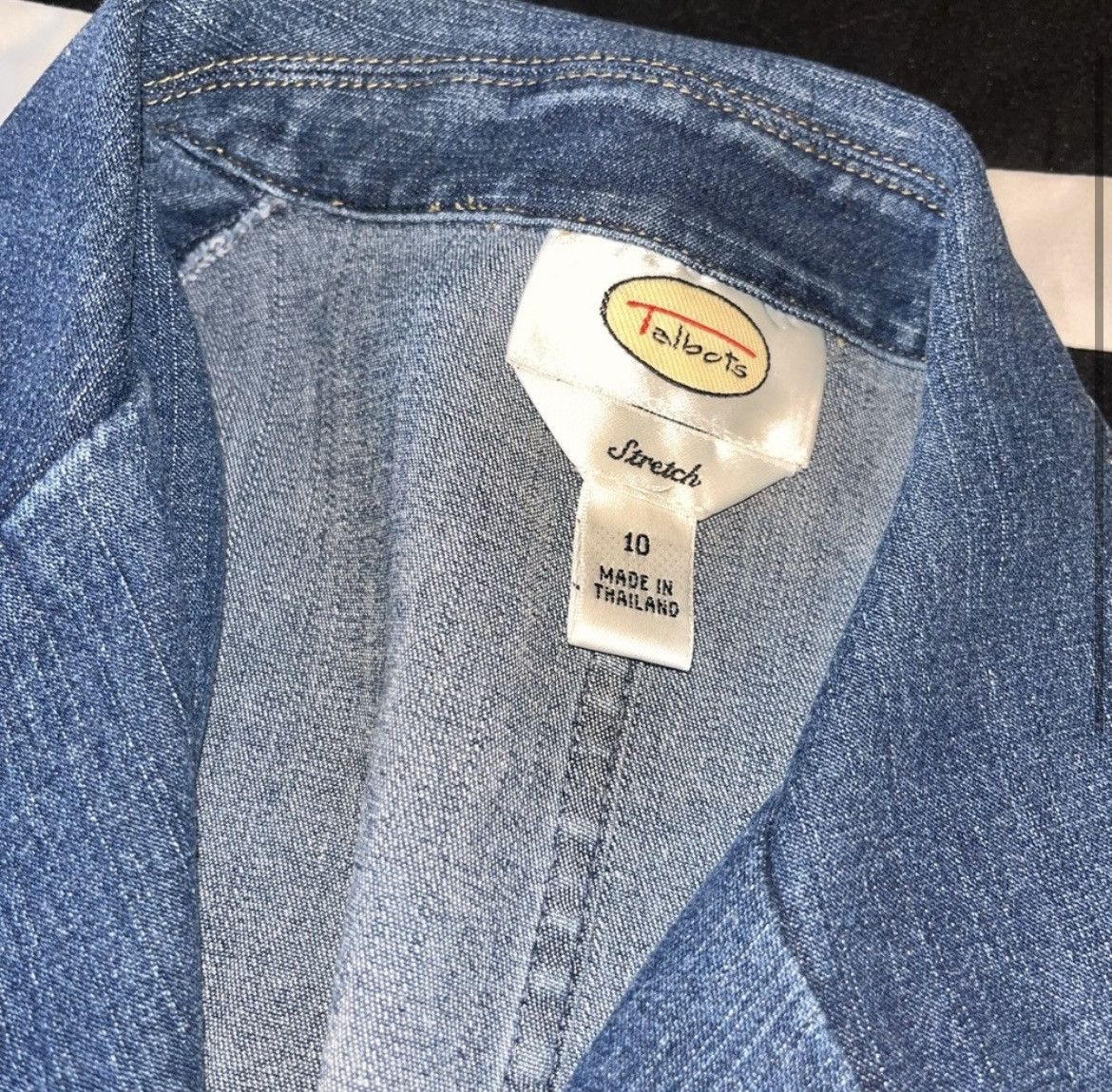 Talbots Women’s denim blazer Size L / US 10 / IT 46 - 2 Thumbnail
