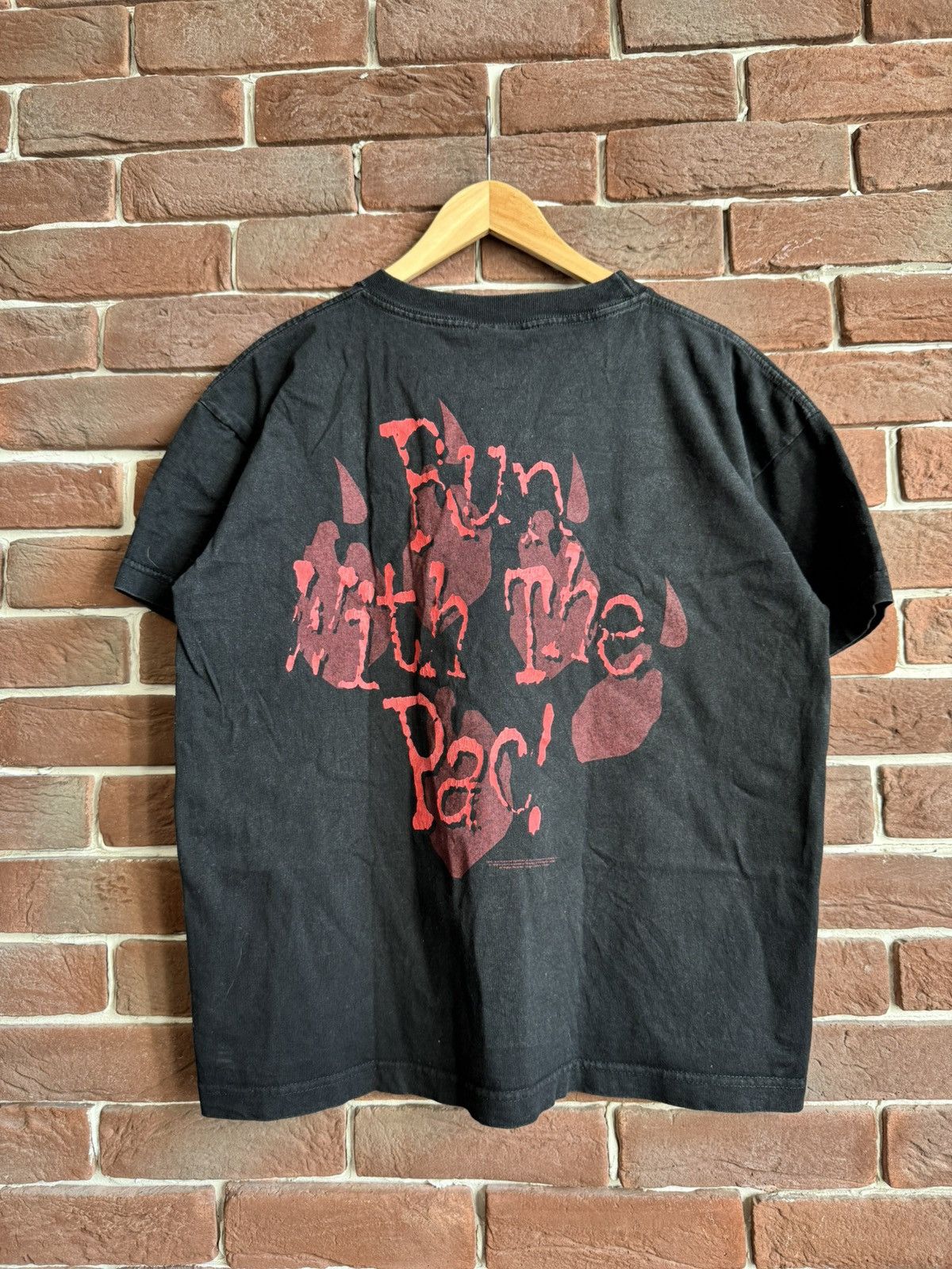 Vintage Vintage 1998 NWO Kevin Nash and Scott Hall “the pac” tee Size US M / EU 48-50 / 2 - 2 Thumbnail