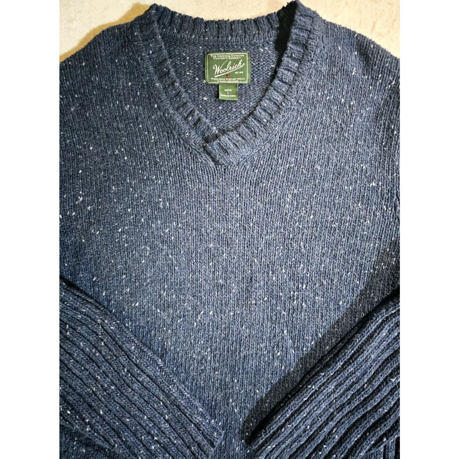 Vintage VINTAGE Woolrich Classic V-Neck Cable Knit Wool Blend Sweater Mens Large Blue Woolrich Sweater Pullover Classic Mens Size L Blue Size US L / EU 52-54 / 3 - 2 Thumbnail