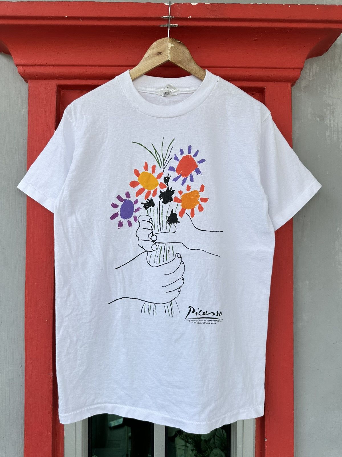 Vintage Vintage 80s Picasso “Bouquet Of Peace” by Ralph MarlinTee Size US M / EU 48-50 / 2 - 1 Thumbnail