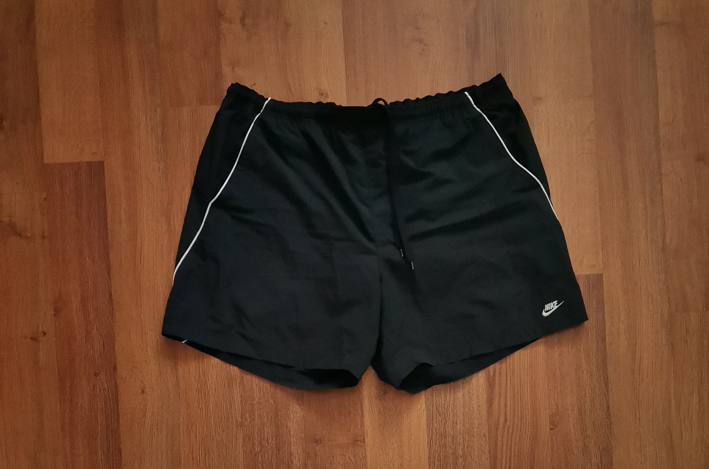 Nike Vintage Nike Shorts Size US 34 / EU 50 - 1 Thumbnail